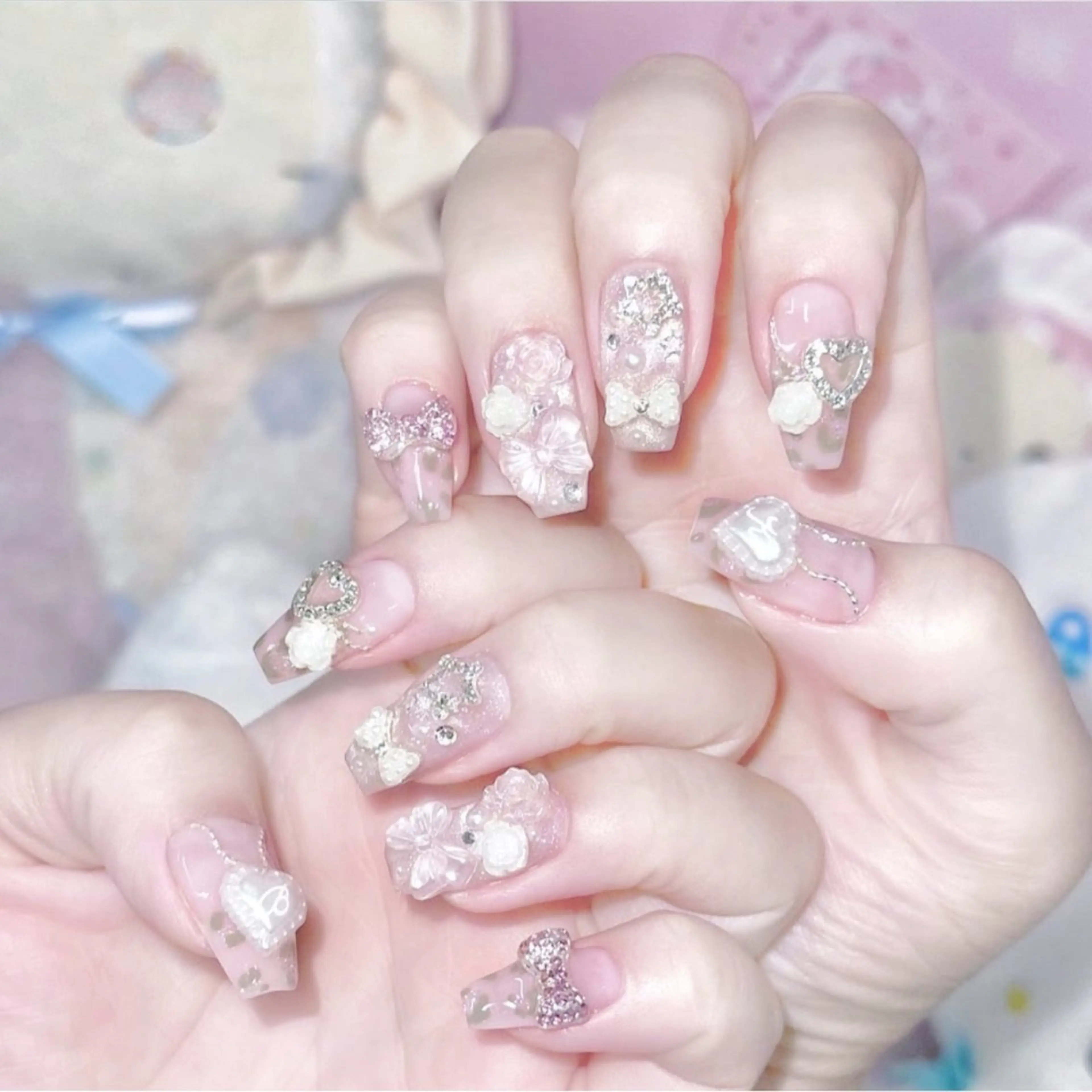 ネイル アニマル柄 オーロラネイル チークネイル フラッシュネイル ジェルネイル ハンドネイル Lina所属・Hina Nailのネイルデザイン