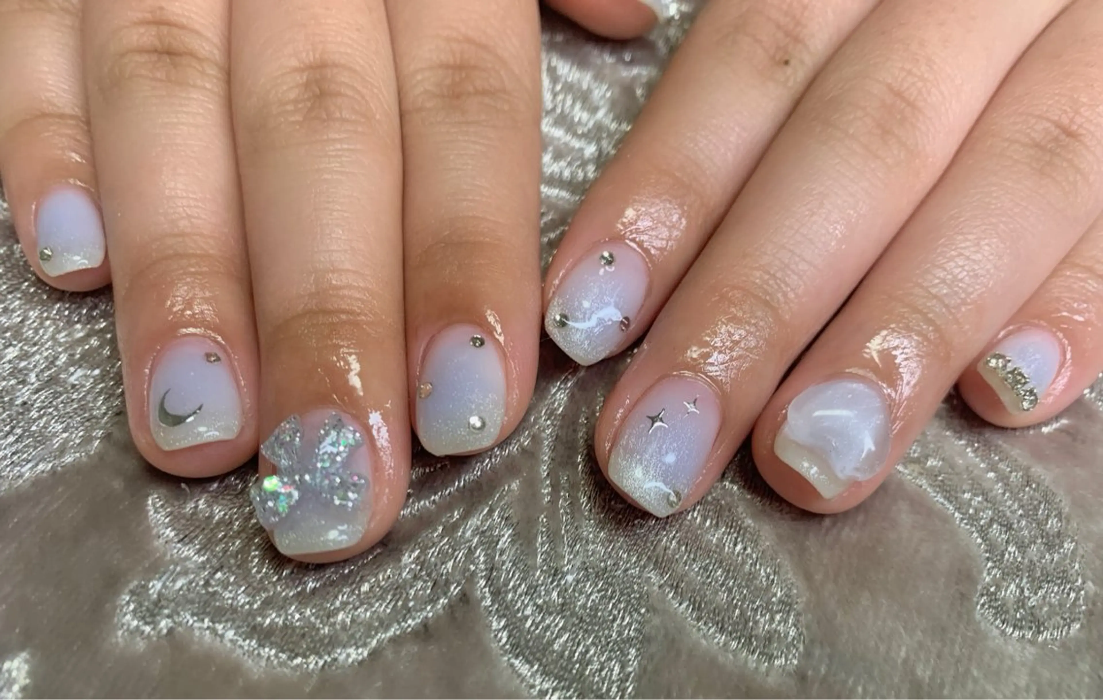 ネイル ハンドネイル nail room LUNA⋆౨ৎ˚⟡のネイルデザイン