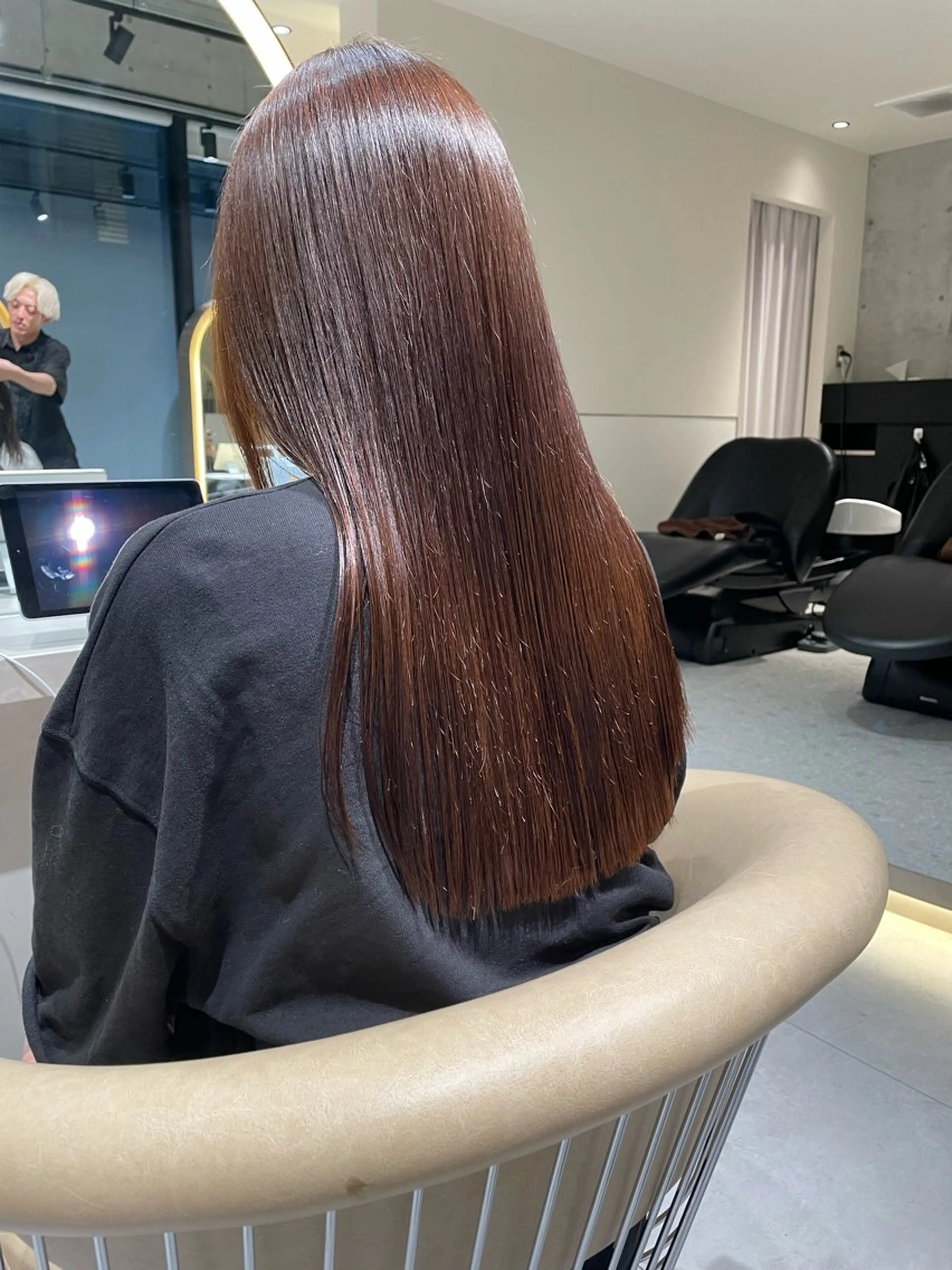 ロング カット 縮毛矯正 トリートメント 《髪質改善✖️ハイト ーン🧸》小嶋拓也のヘアスタイル