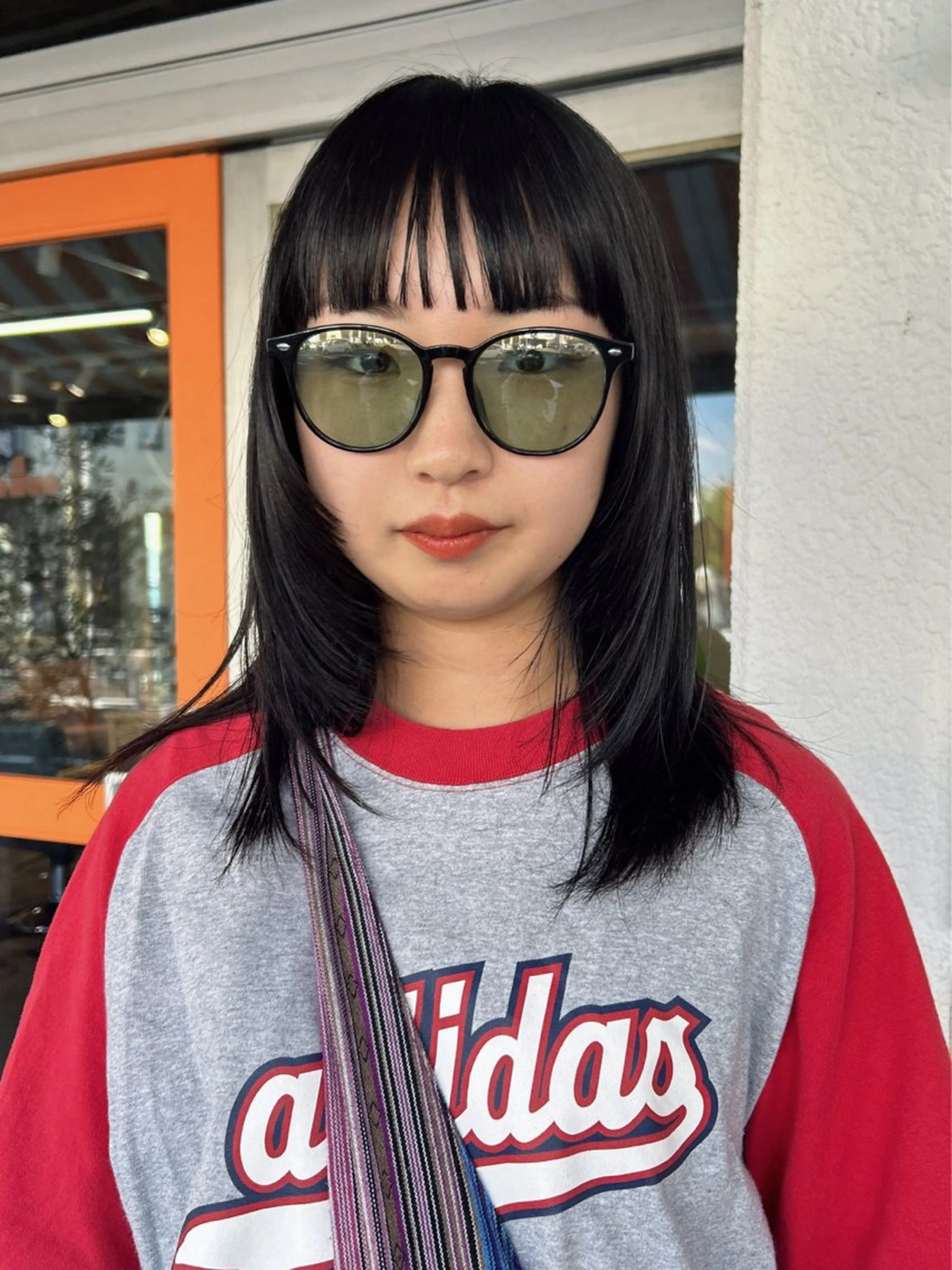 ミディアム レイヤーカット 似合わせカット 小顔カット 透明感カラー 暖色shihoのヘアスタイル