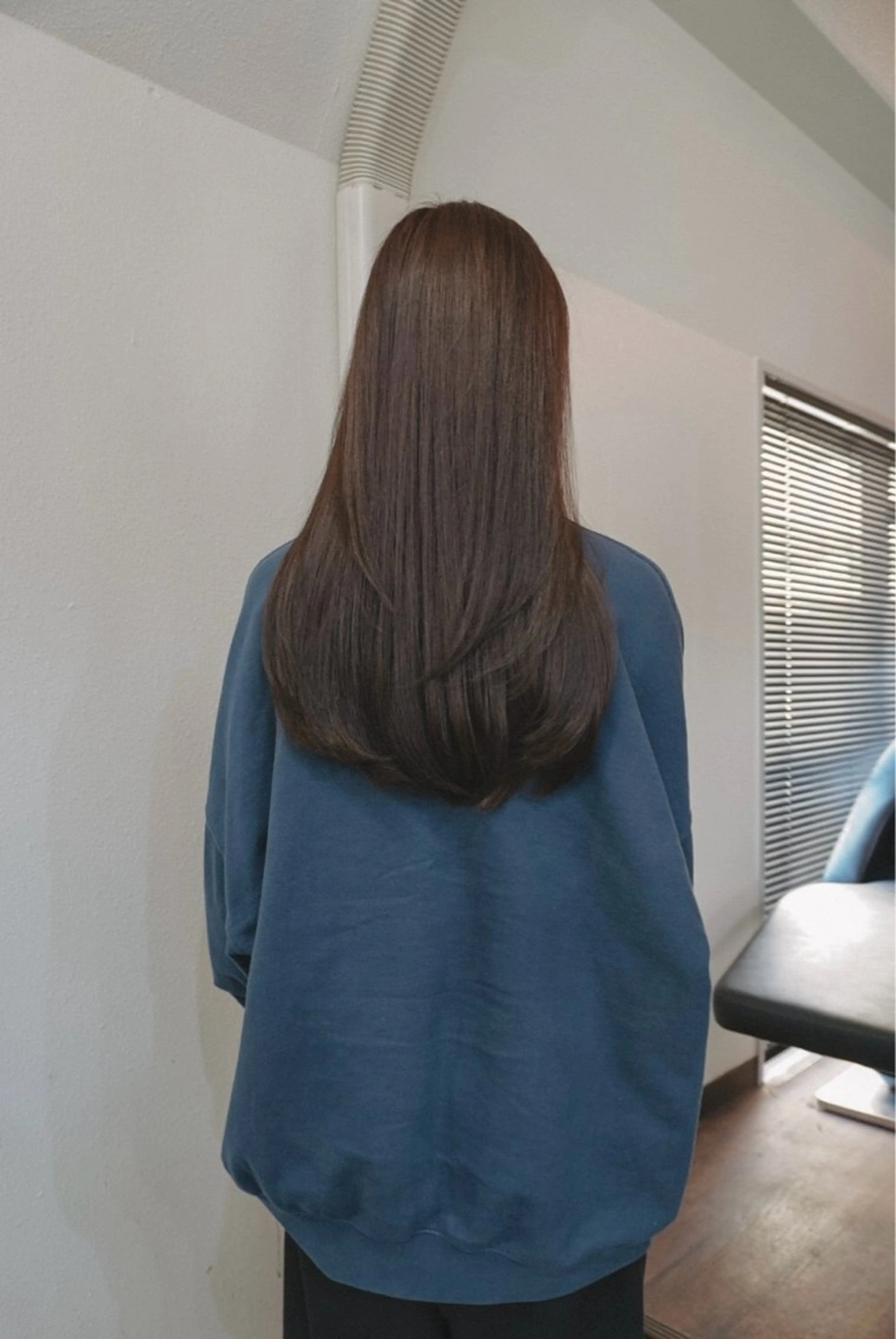 セミロング カラー パーマ ヘアアレンジ メンズ カット 縮毛矯正 髪質改善縮毛矯正 ブリーチなしRYOのヘアスタイル