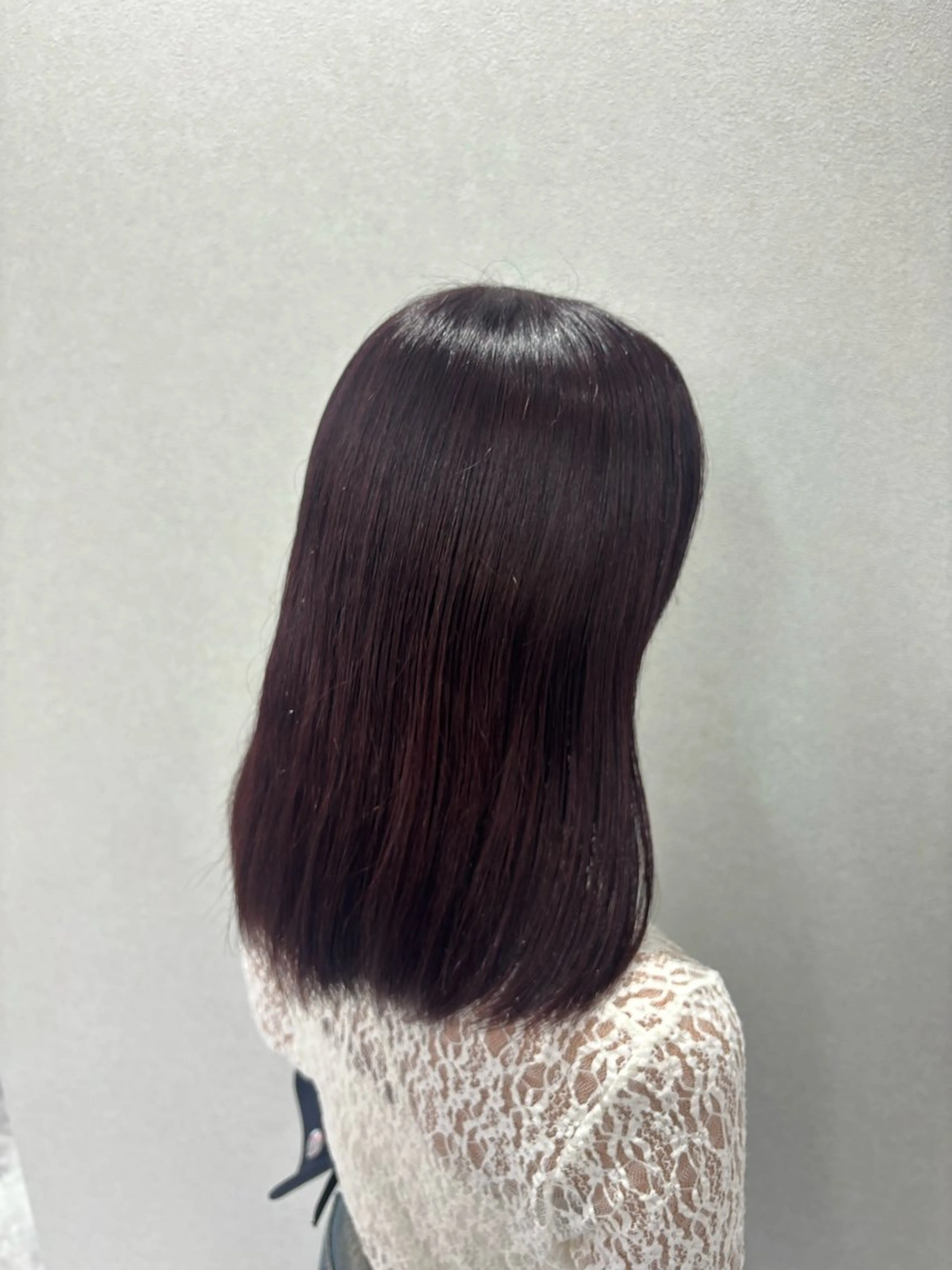 セミロング カラー KEEN.所属・よこみぞ こなつのヘアスタイル