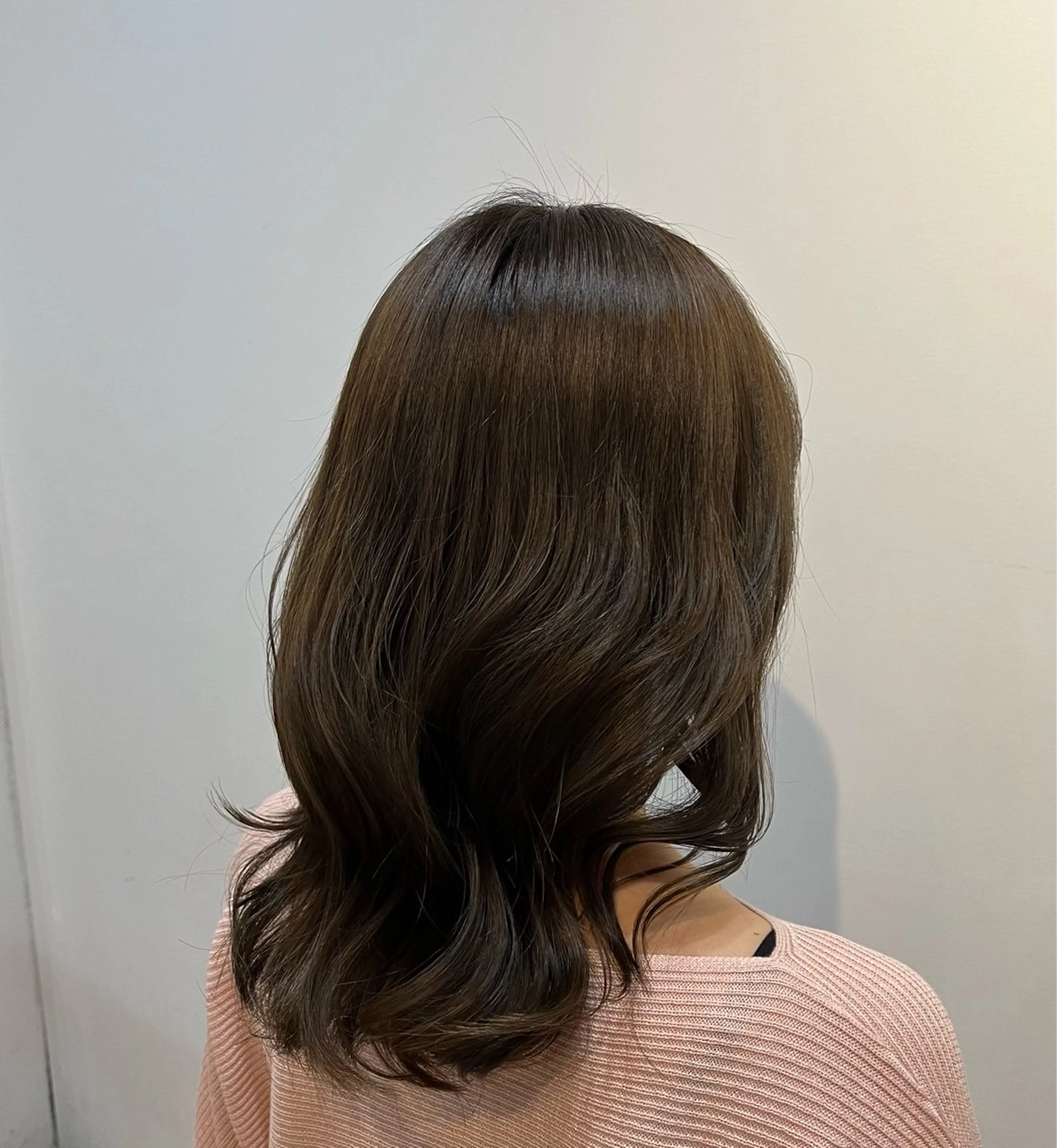 セミロング カラー ベージュカラー イルミナカラー Cecil hair JR尼崎店所属・JR尼崎店 村田 優真のヘアスタイル