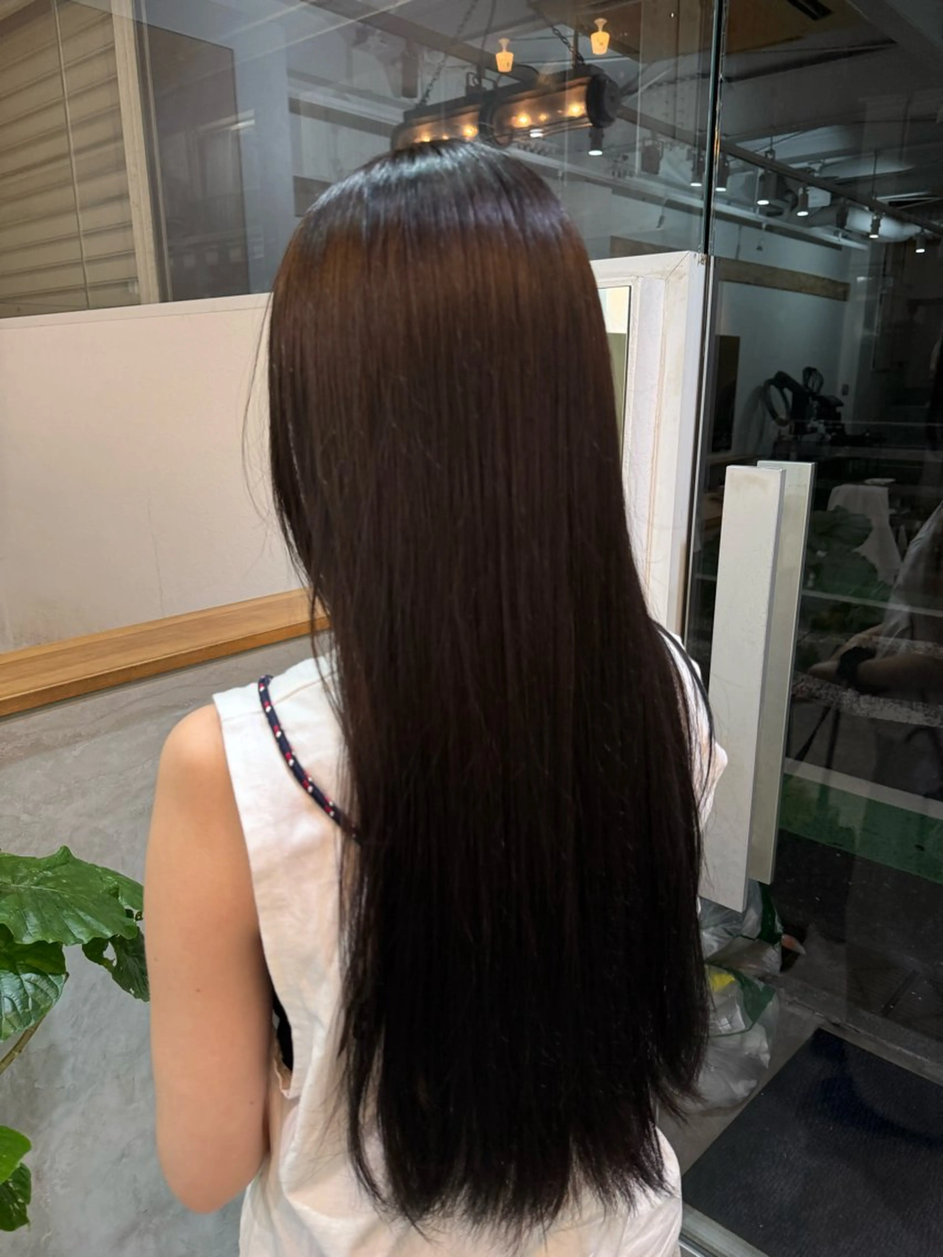ロング カラー 黒髪 ヘアカラー iso chihiroのヘアスタイル