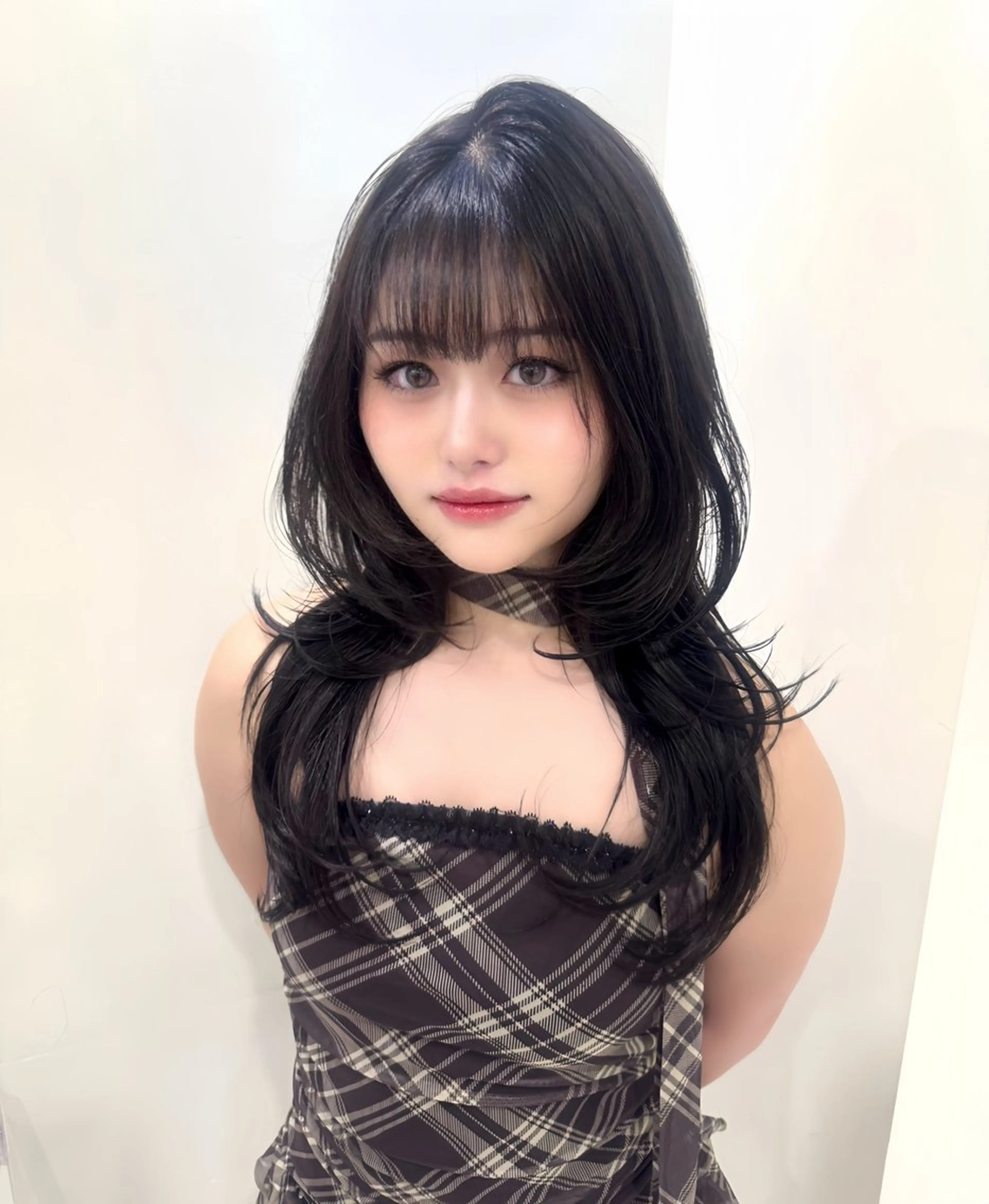 セミロング カラー ヘアアレンジ カット ヘアカラー トリートメント ヘッドスパ ヘアセット 韓国レイヤーカット /韓国トレンドカラーのヘアスタイル