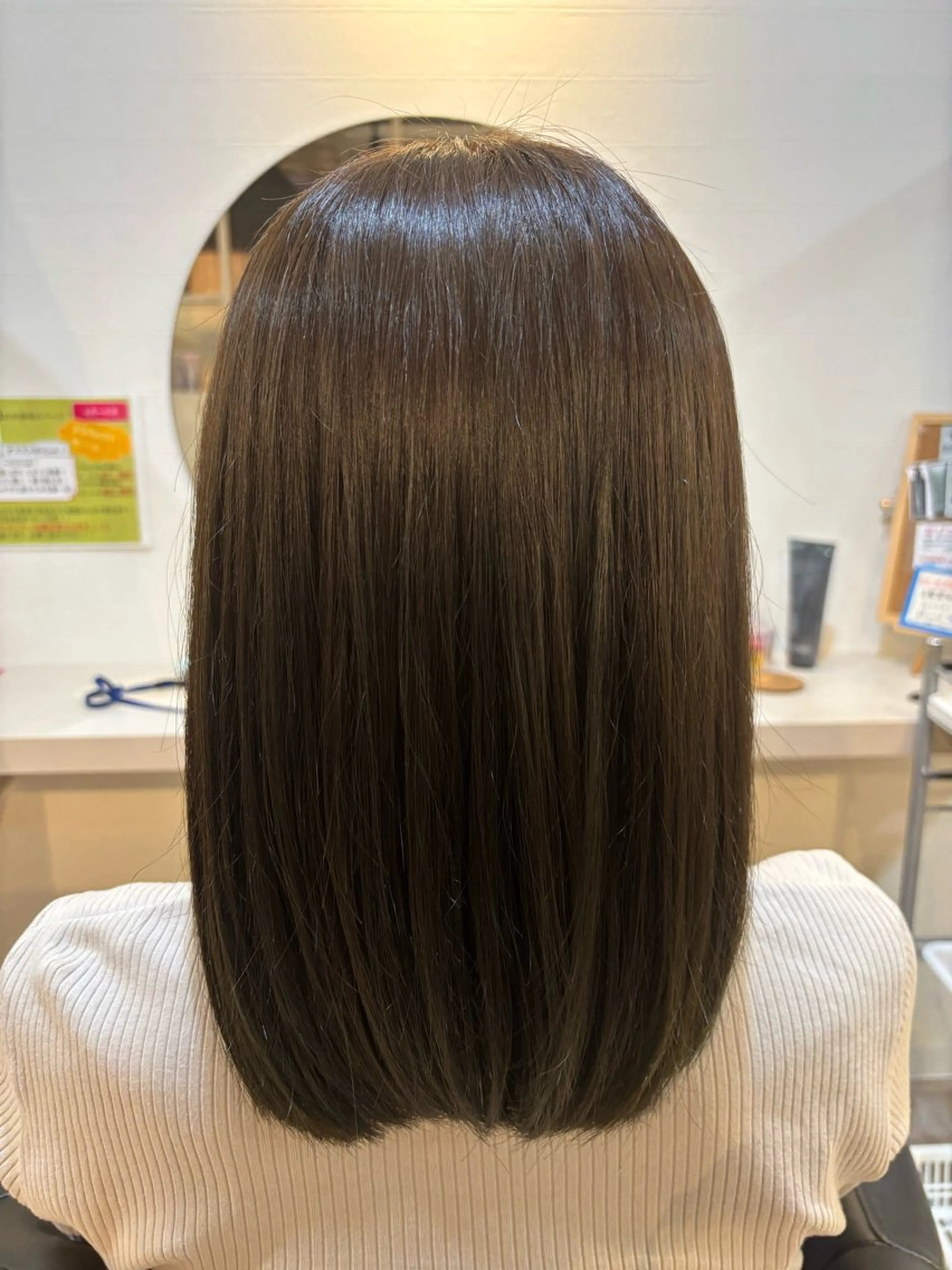 カラー cocosia 池内のヘアスタイル