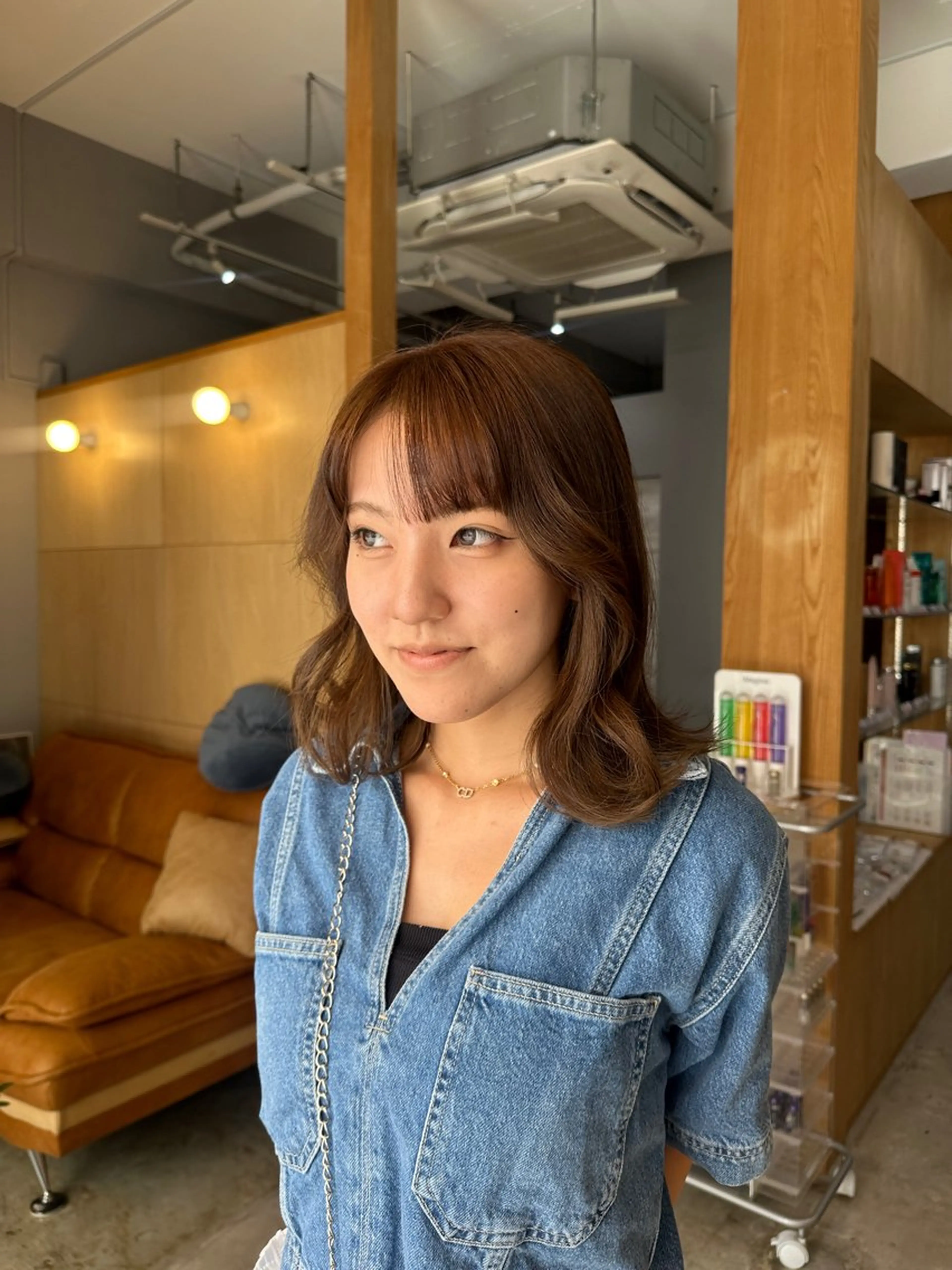 ミディアム カット ヘアカラー トリートメント miloc MOMOKAのヘアスタイル