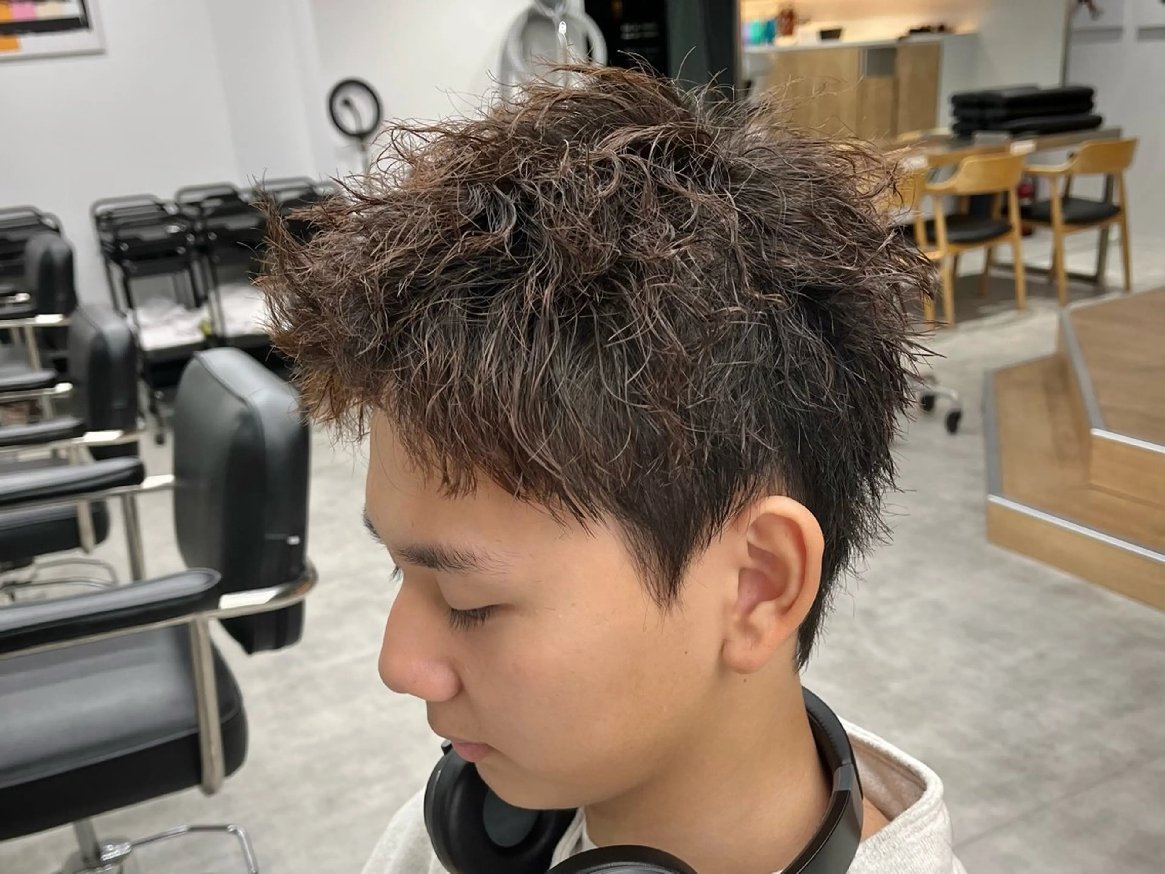 ショート パーマ メンズ メンズパーマ ツイストスパイラルパーマ メンズベリーショート ベリーショート ショートヘア カット パーマ 新潟メンズパーマ 新潟駅/小田拓実のヘアスタイル
