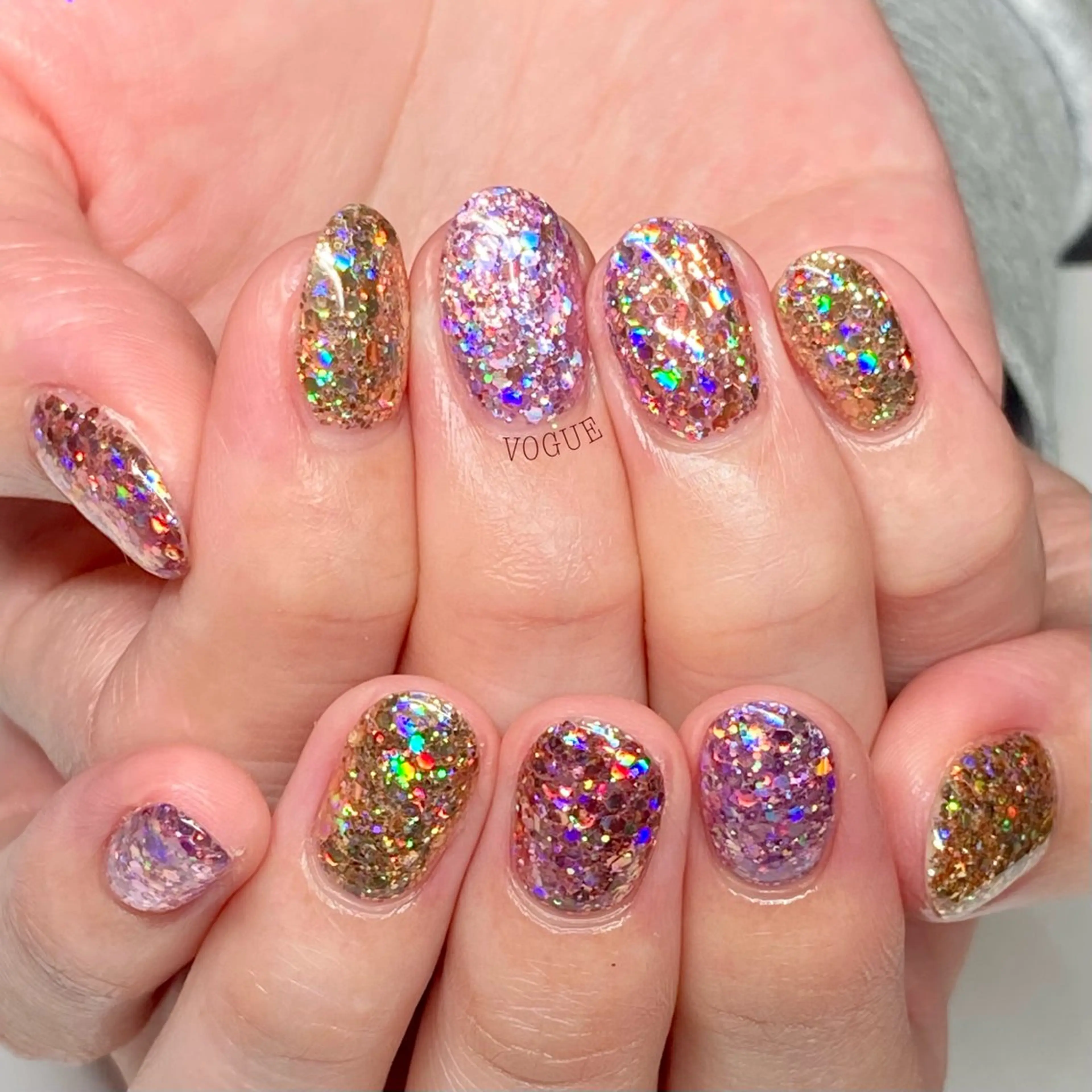 ネイル ハンドネイル VOGUE ×SWANのネイルデザイン