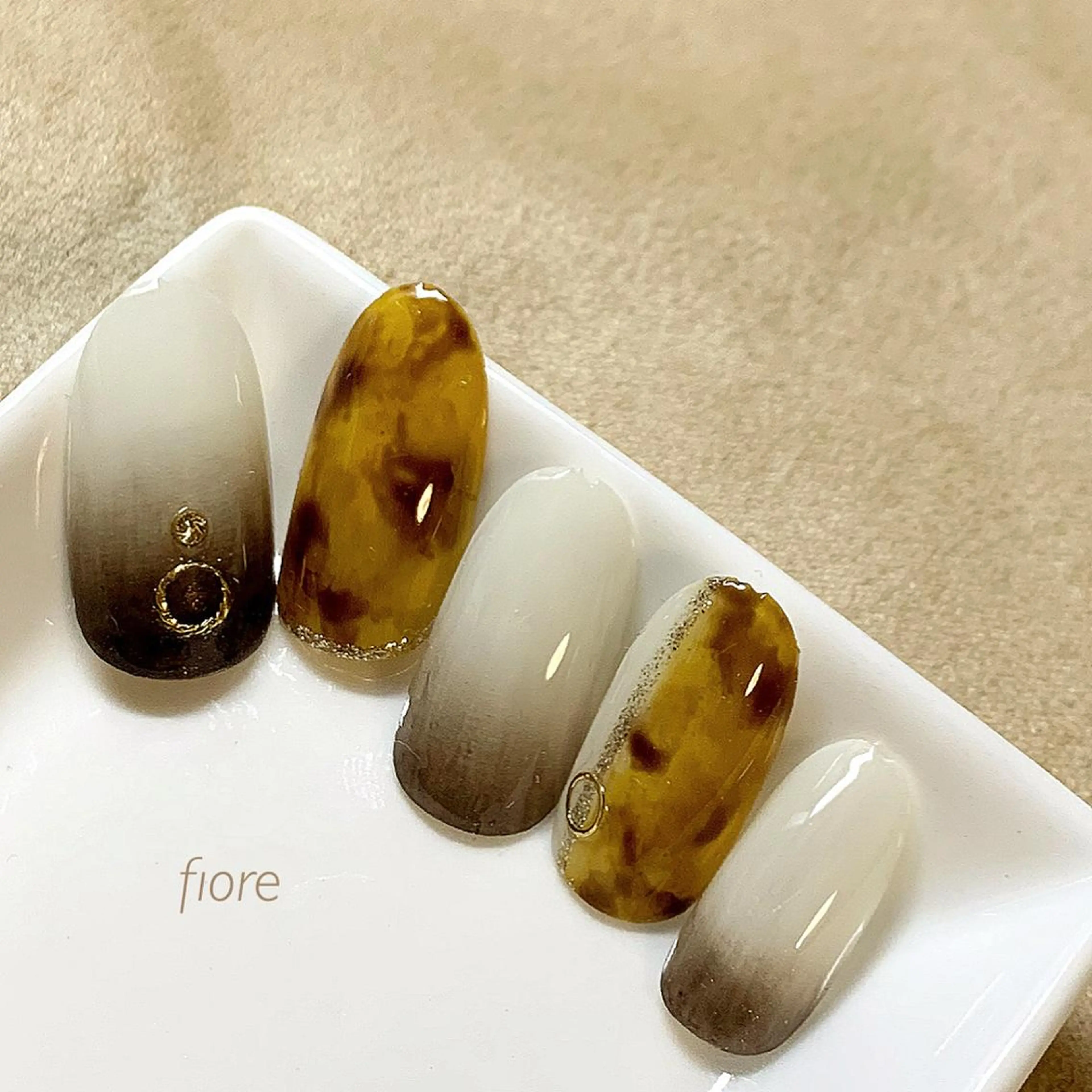 ネイル フィオーレ  fiore所属・fiore みゆきのネイルデザイン