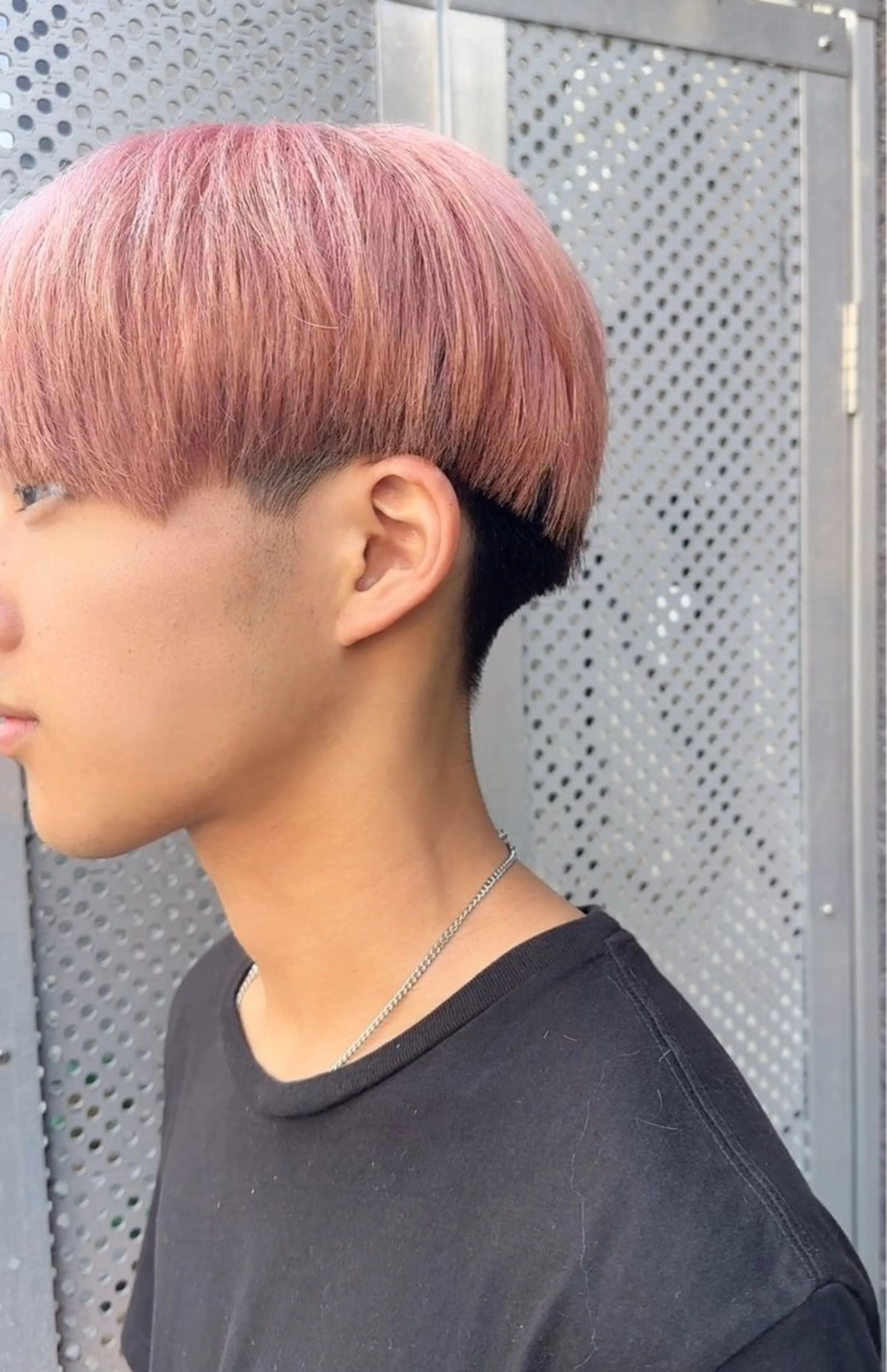 ショート カラー メンズ ベージュカラー ピンクカラー ピンクベージュ カット ヘアカラー トリートメント yu-ki レイヤー/ブリーチのヘアスタイル