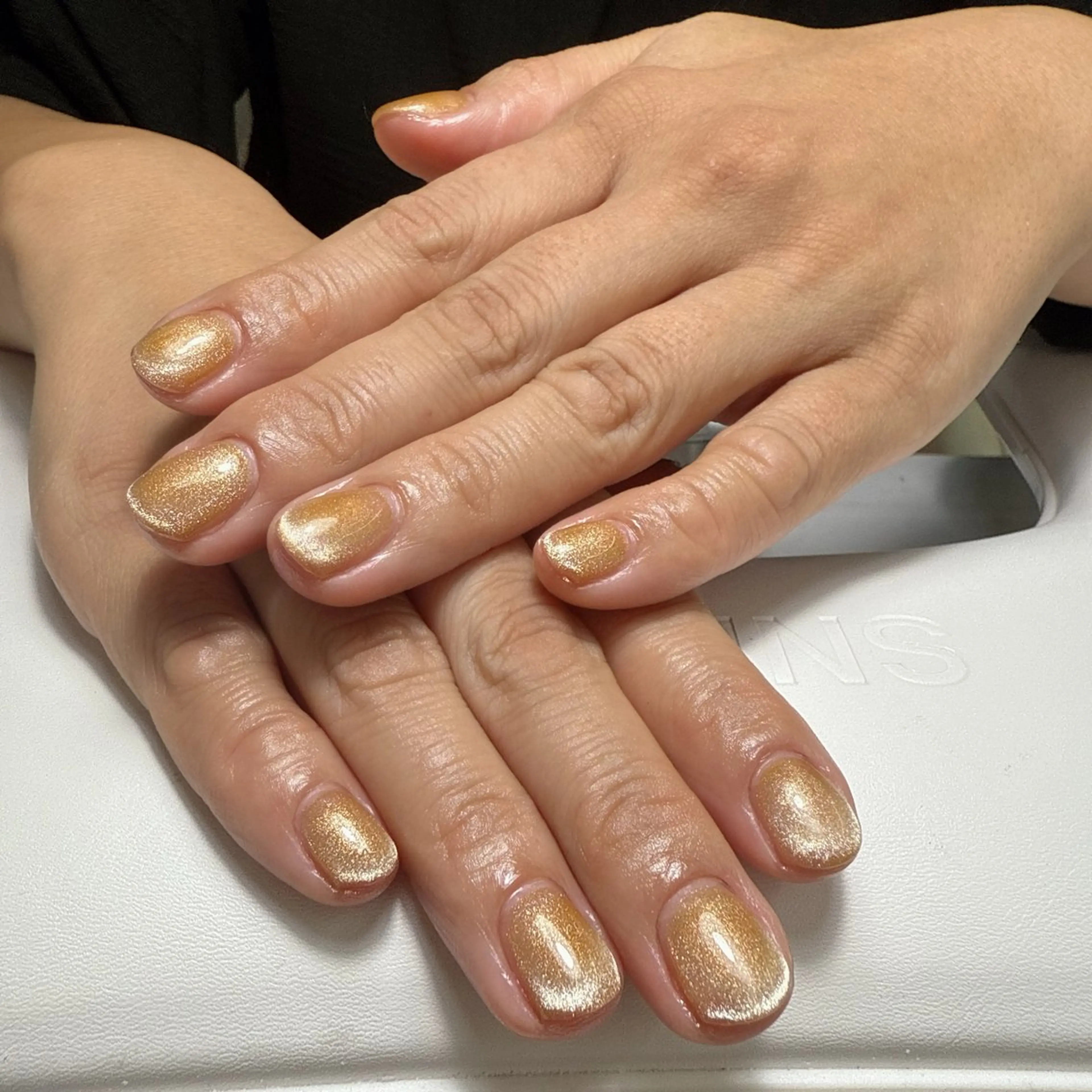 ショート ハンドネイル FLORA NAIL SALON 黄兪榕のネイルデザイン