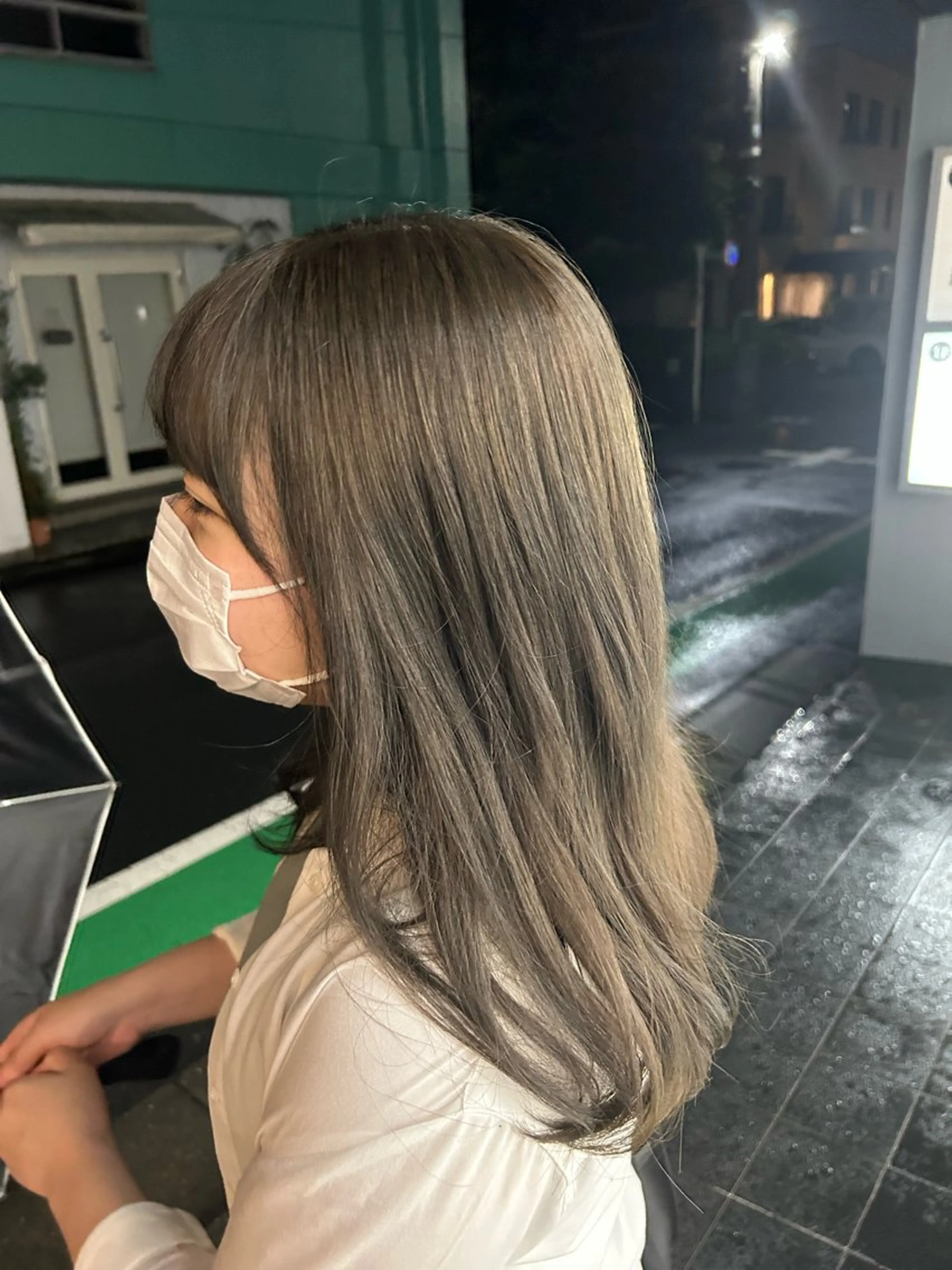 セミロング ヘアカラー トリートメント Lomalia Yuukaのヘアスタイル