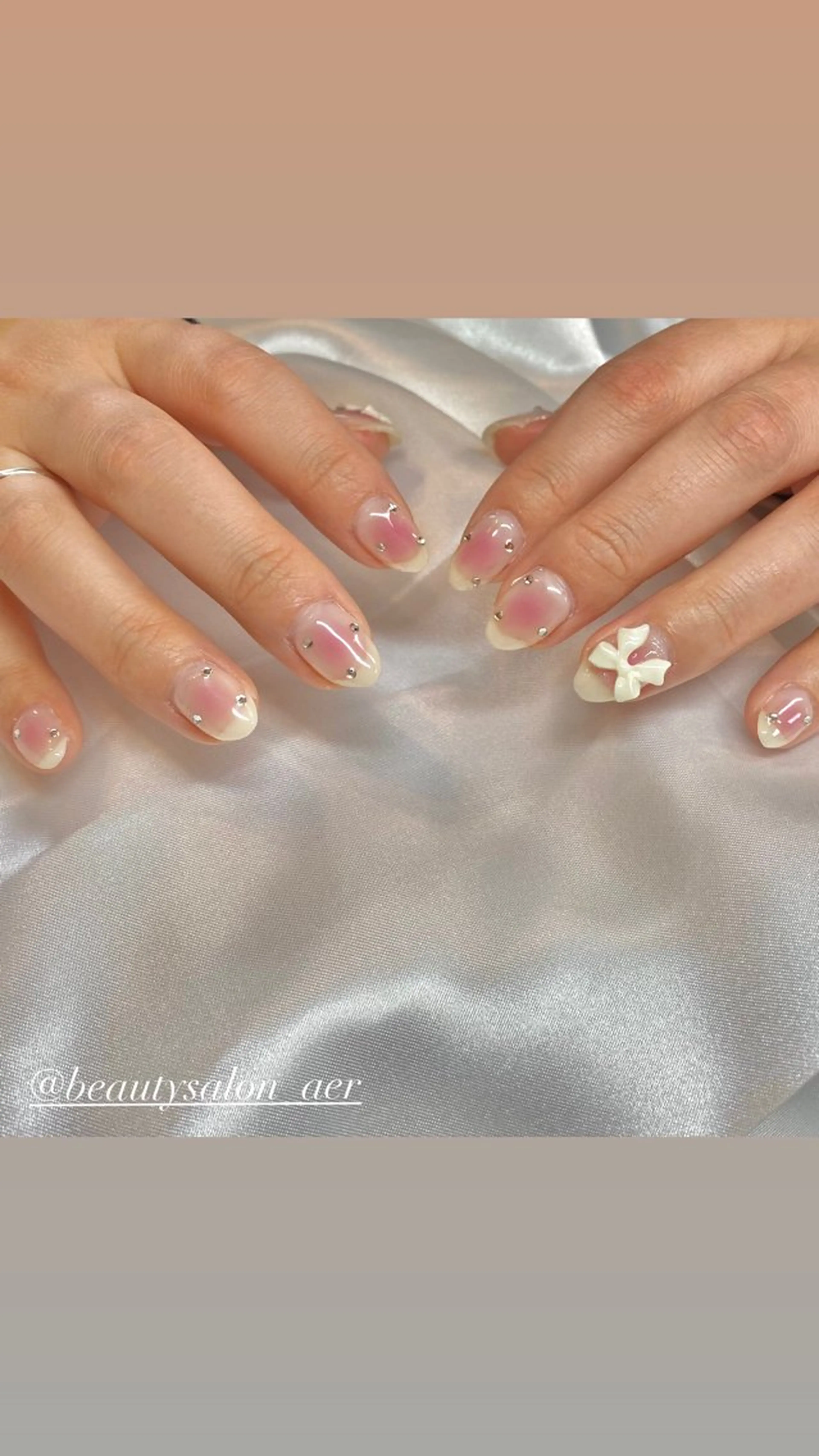 ネイル ハンドネイル デコパーツが得意♪ ネイル/眉毛/エステの眉毛・アイブロウイメージ