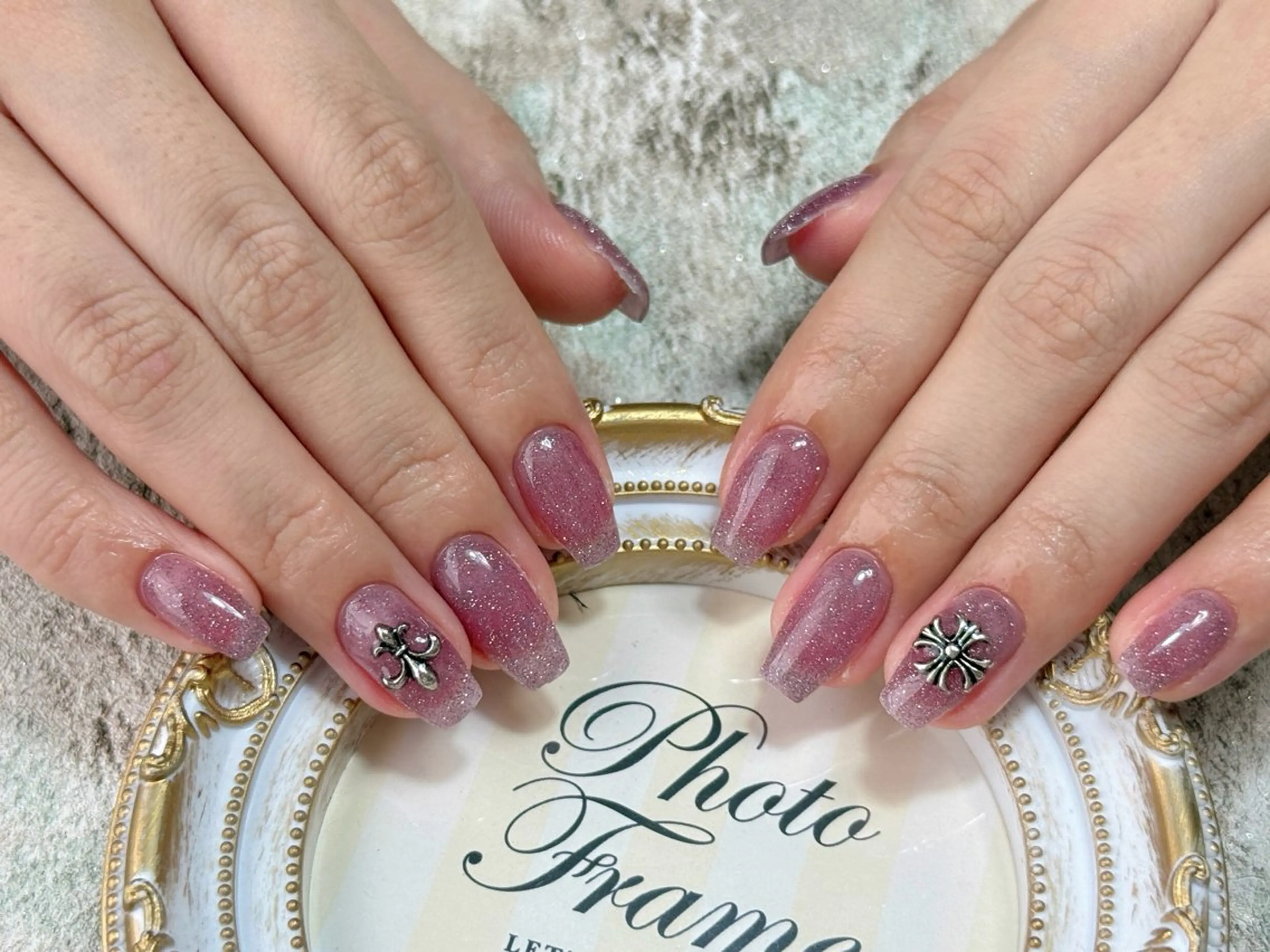 ネイル Rola kira nail salon所属・麗 レイのネイルデザイン