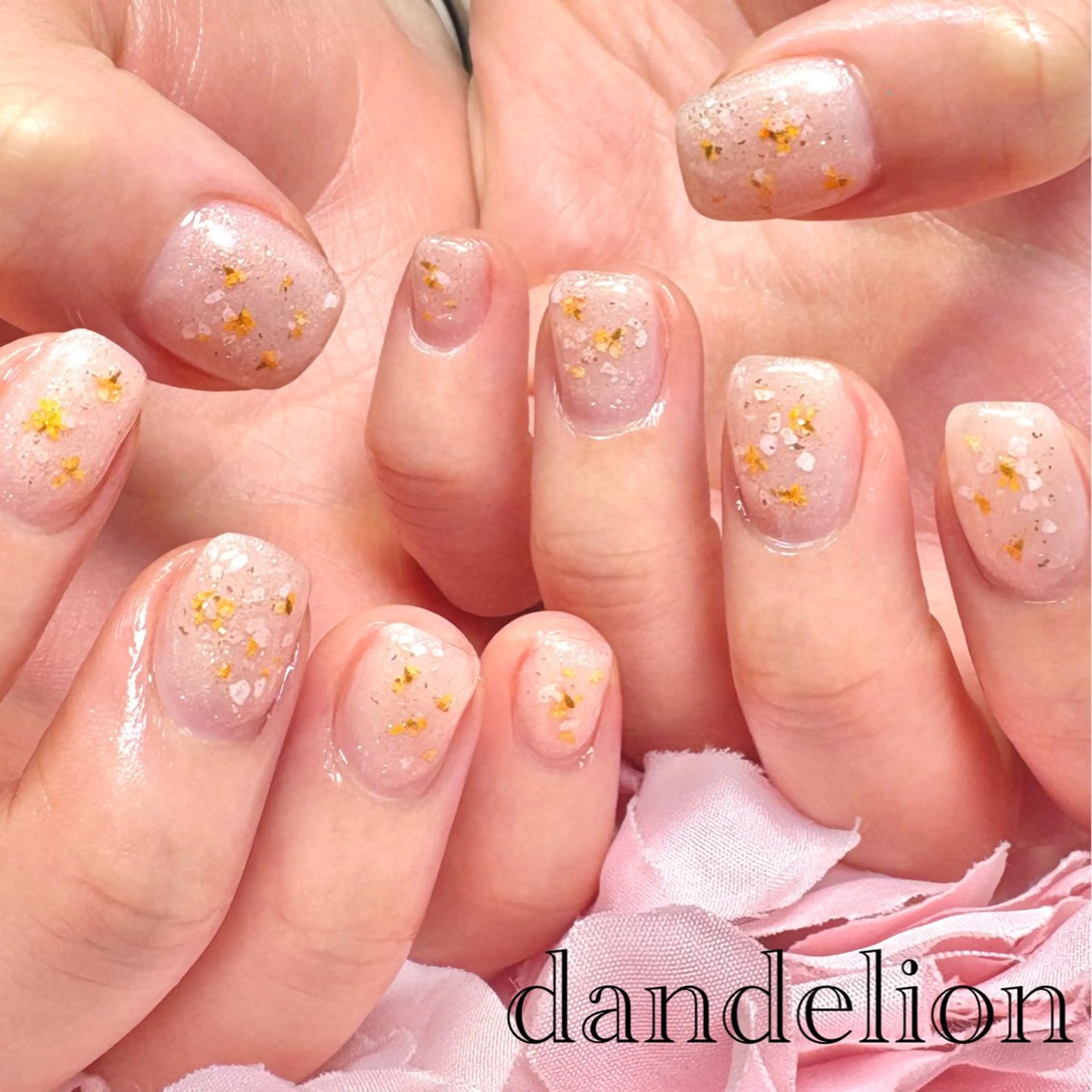 ネイル ハンドネイル ハンドケア dandelion ダンデライオンのネイルデザイン