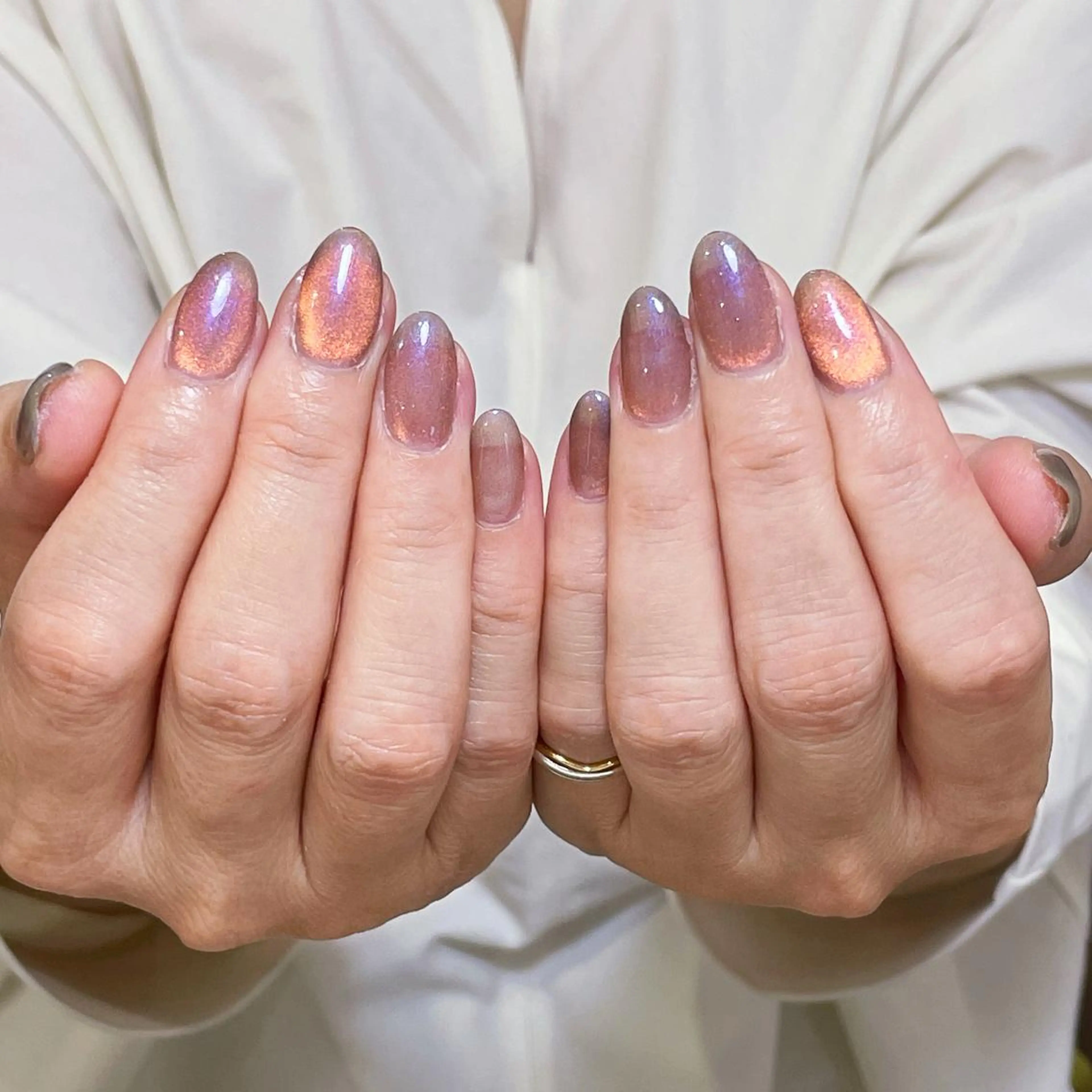 ネイル アートネイル オーロラネイル ガーリー キラキラネイル マグネットネイル ハンドネイル YOYO 💅のネイルデザイン