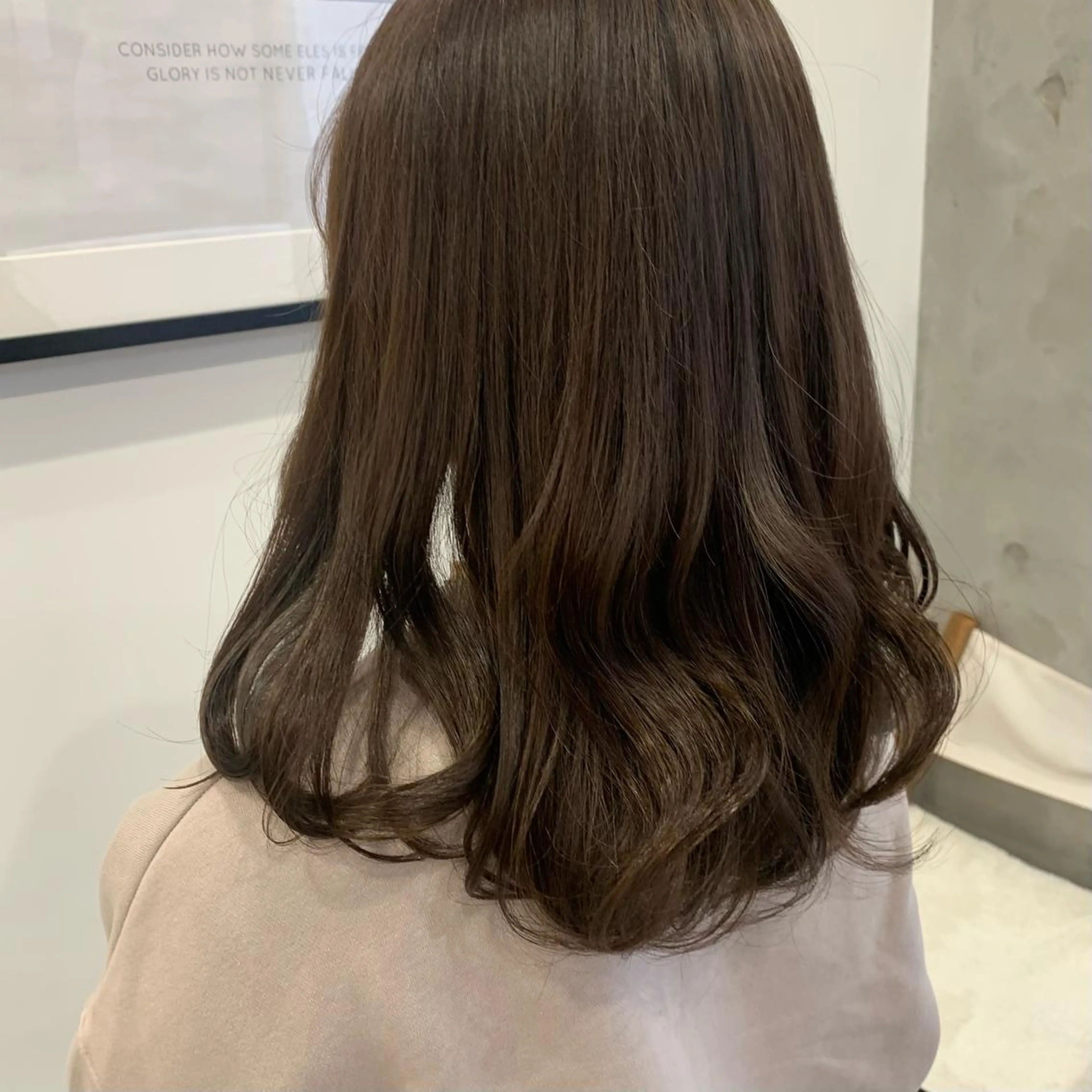 セミロング カラー ヘアアレンジ ブラウンカラー ダークブラウン ナチュラルブラウン レイヤー×グレージュ /ピンク🩷mioのヘアスタイル