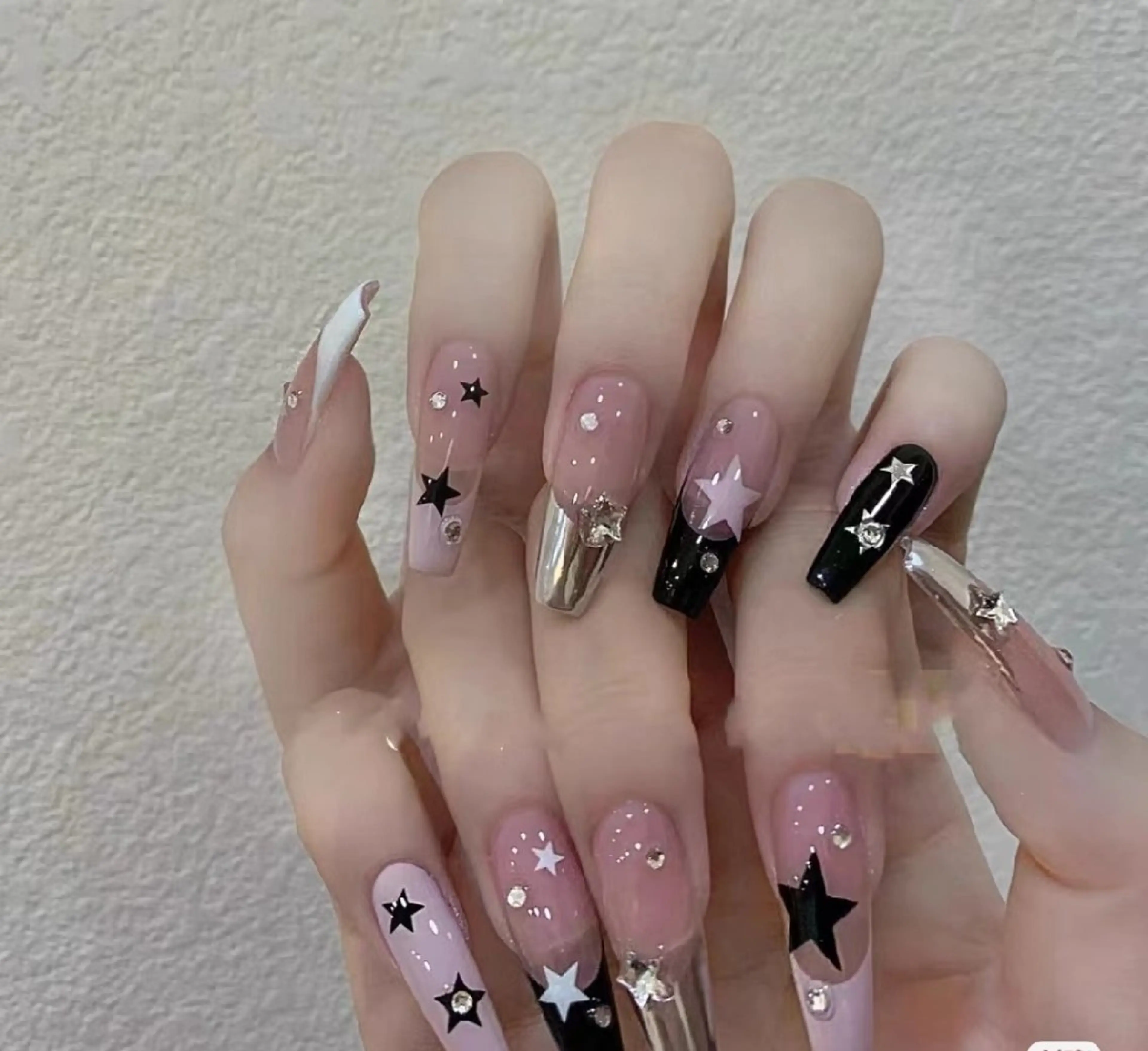 ネイル 吉田 美羽のネイルデザイン