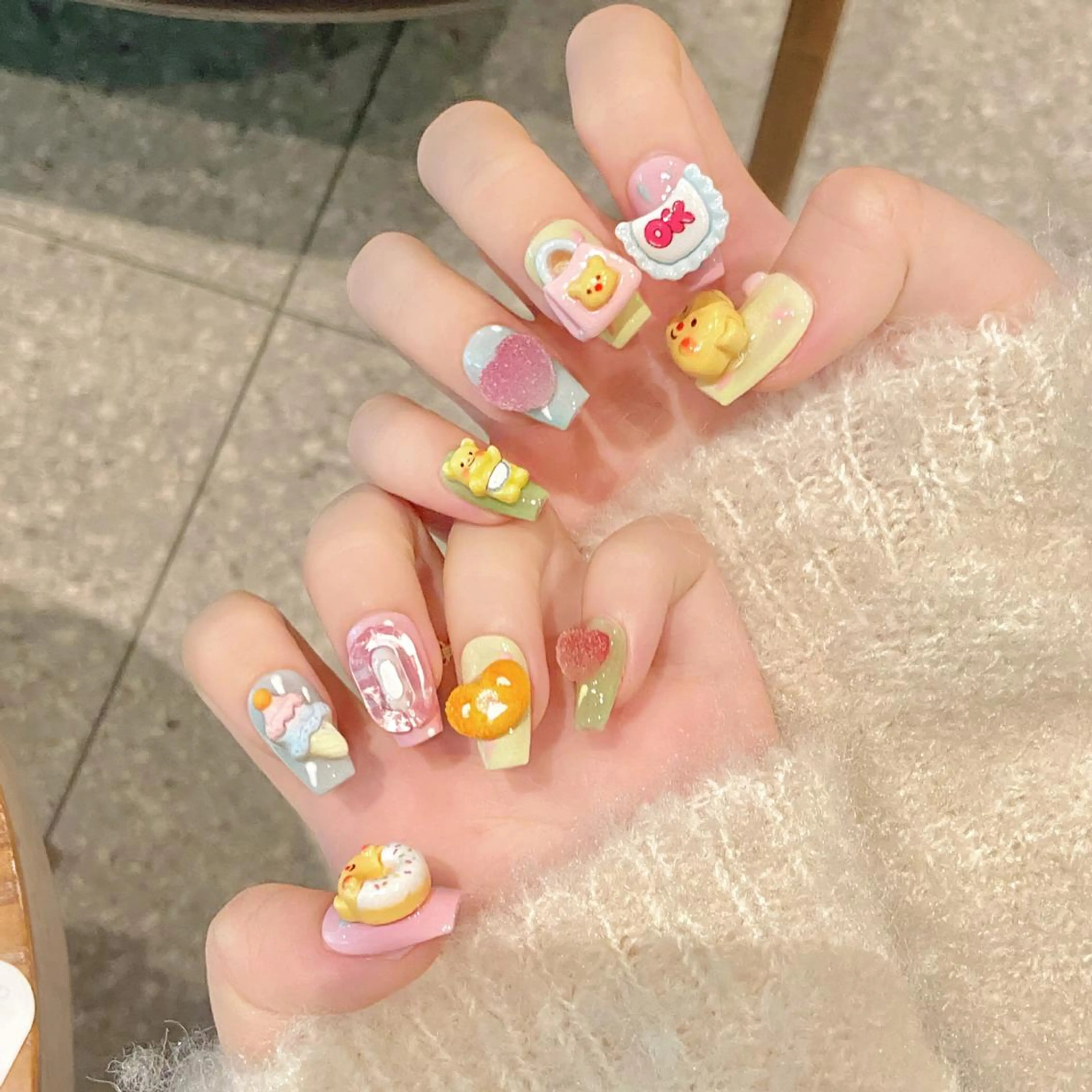 ネイル ジェルネイル スカルプネイル ネイルチップ ナユキNA.YUKI 渋谷店のネイルデザイン
