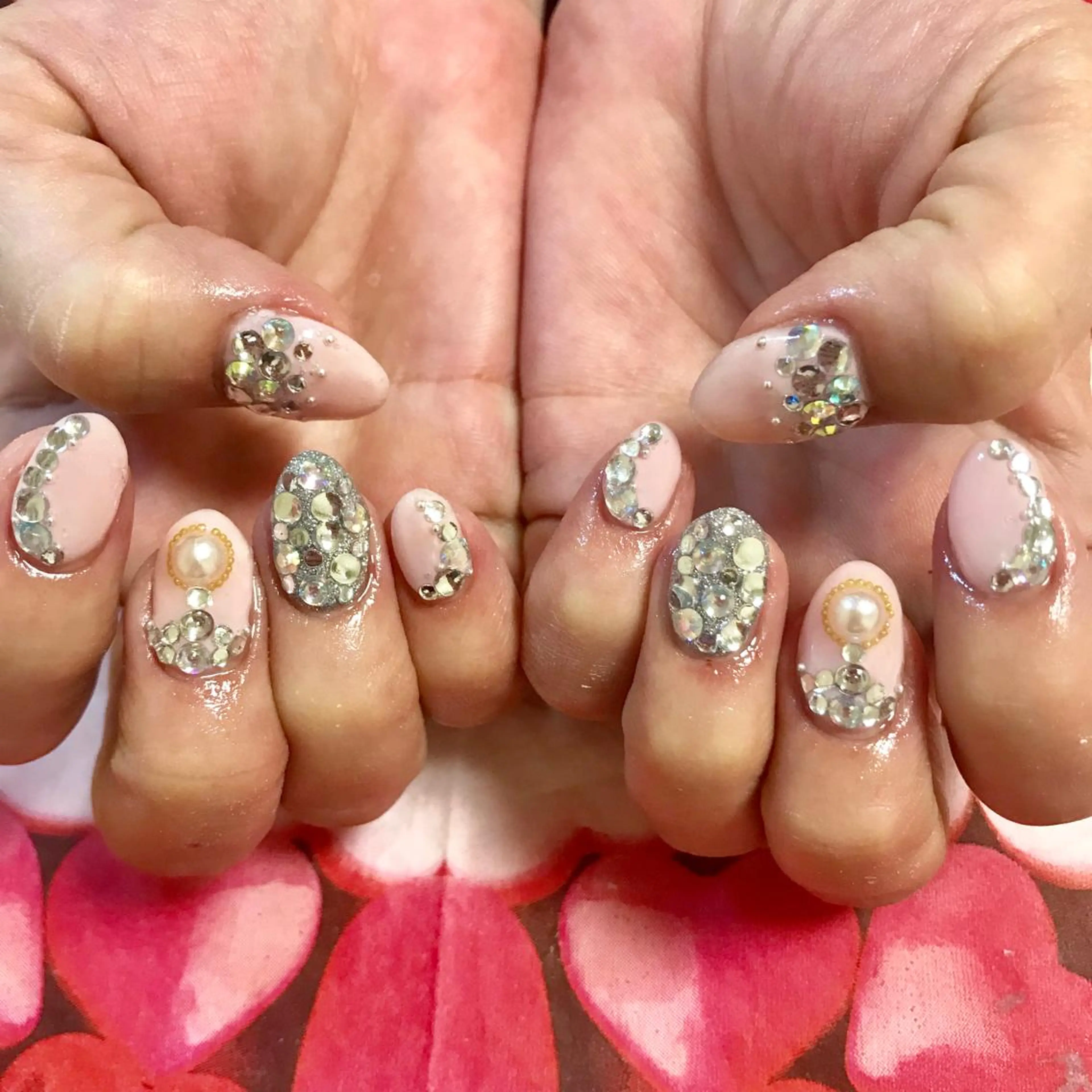 ネイル LOVEnail tomoのネイルデザイン