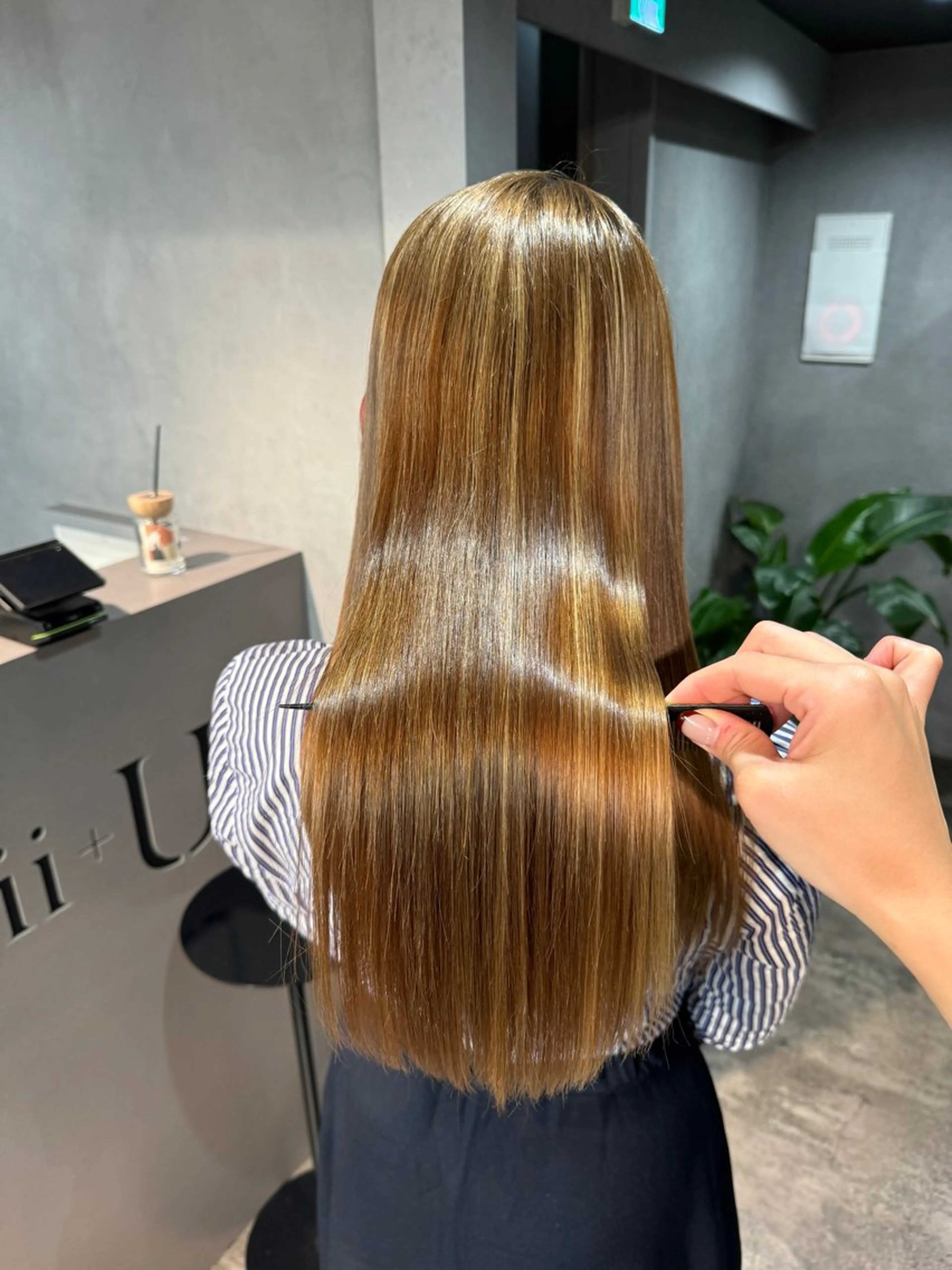 ロング トリートメント 髪質改善/艶髪 MINAMIのヘアスタイル