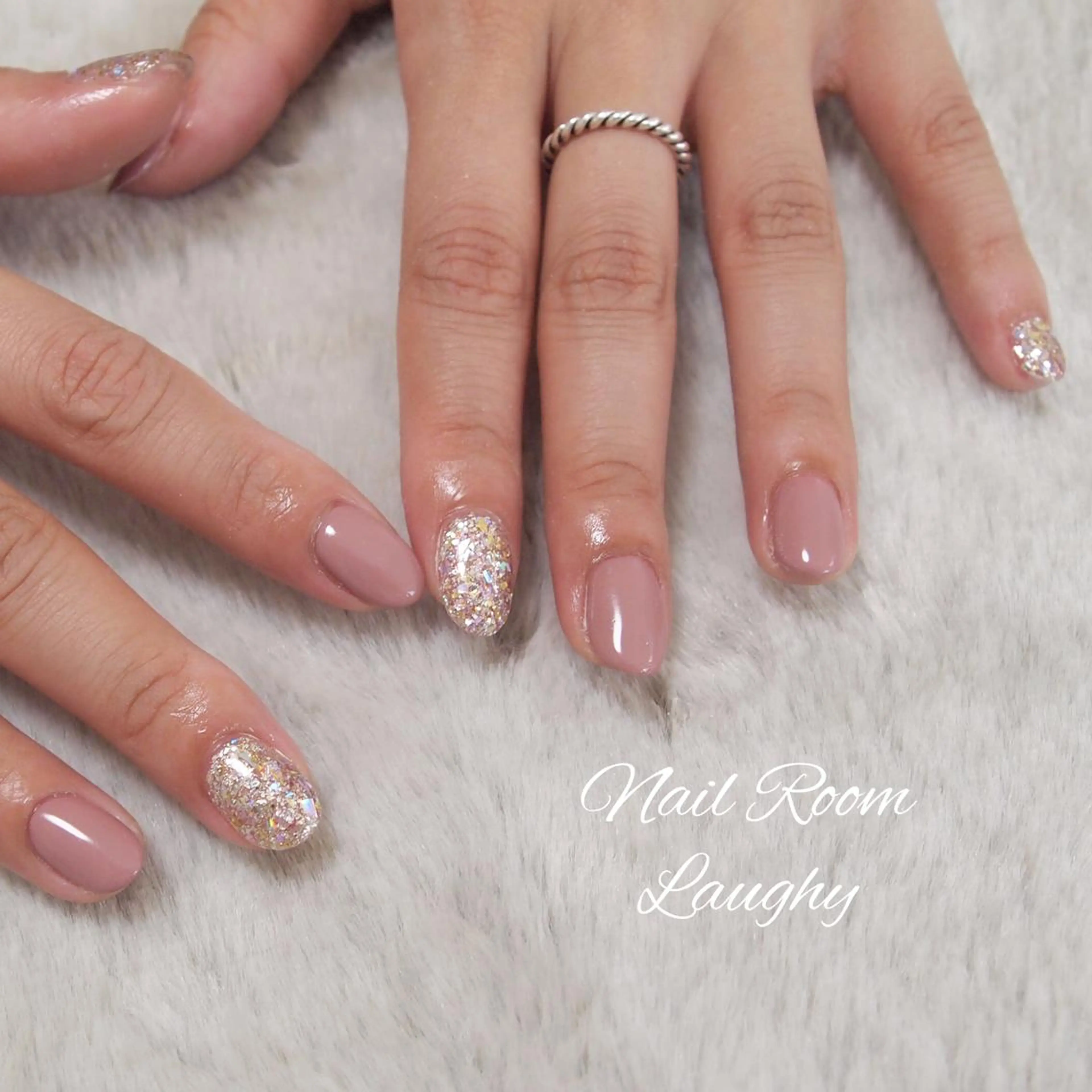 ネイル Nail Room Laughyのネイルデザイン