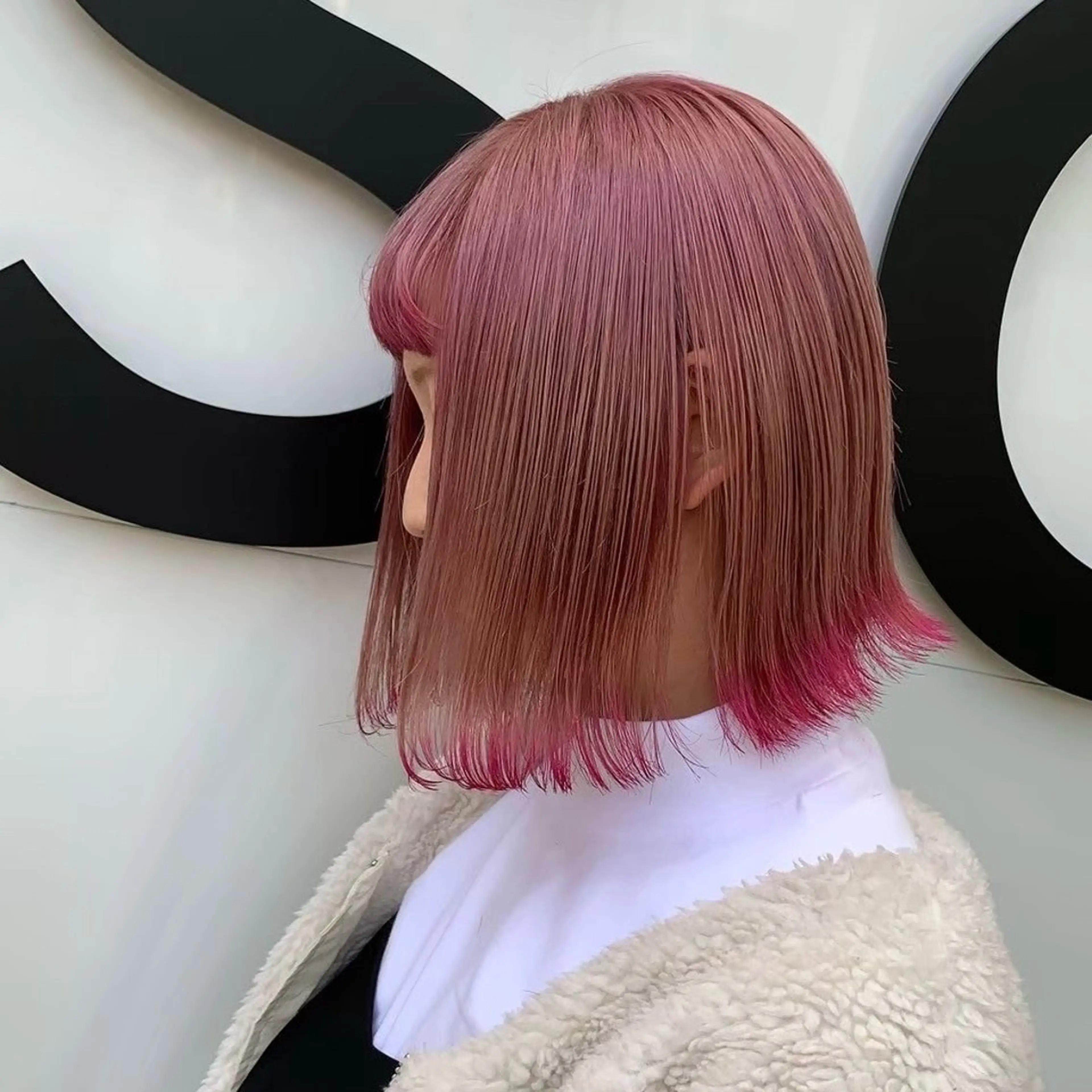 ショート カラー ブリーチ ハイトーンカラー 韓国風ヘア レイヤーカット Lay/カラーリスト Myuukaのヘアスタイル