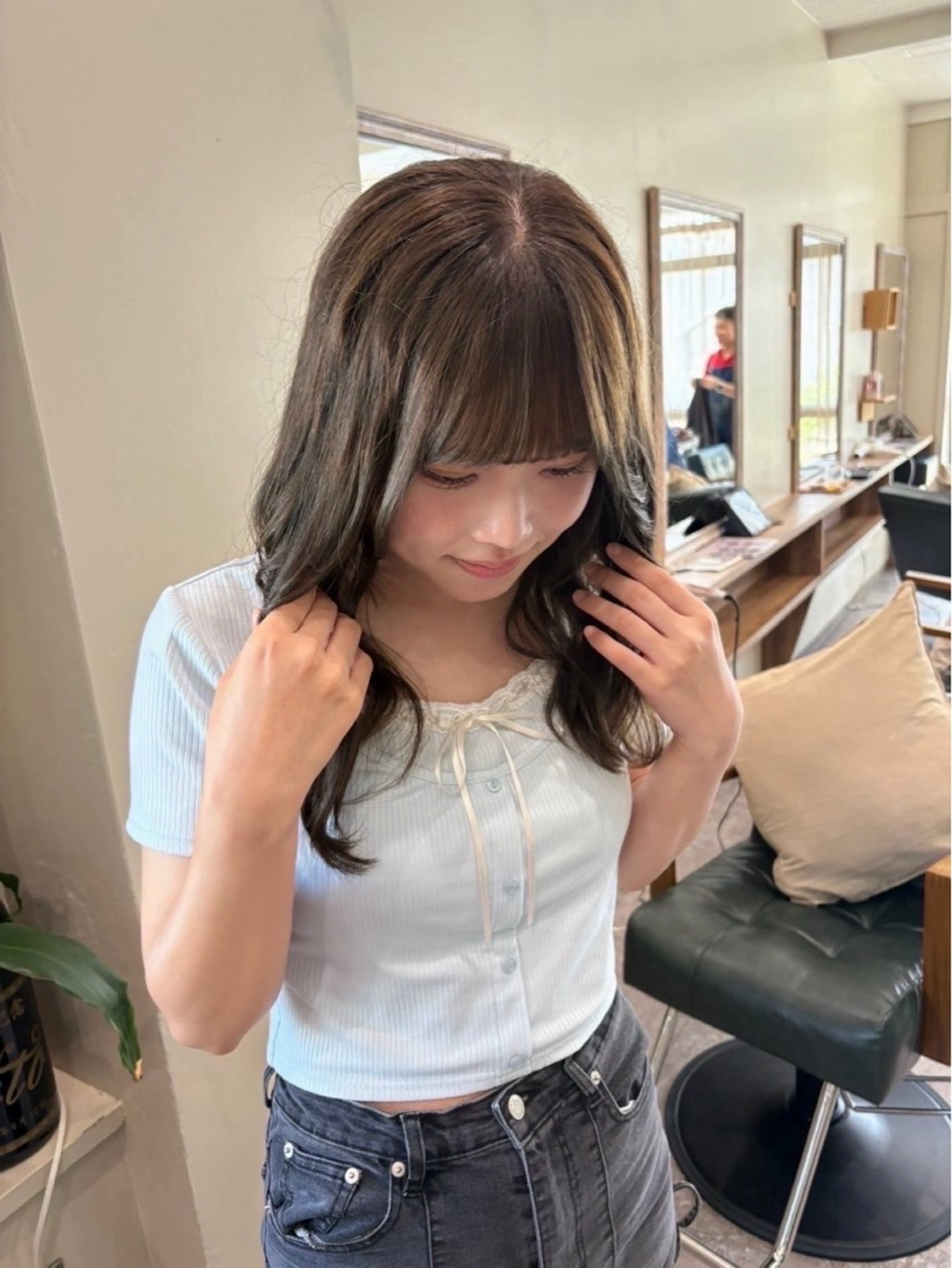 セミロング ヘアカラー teto コハルのヘアスタイル