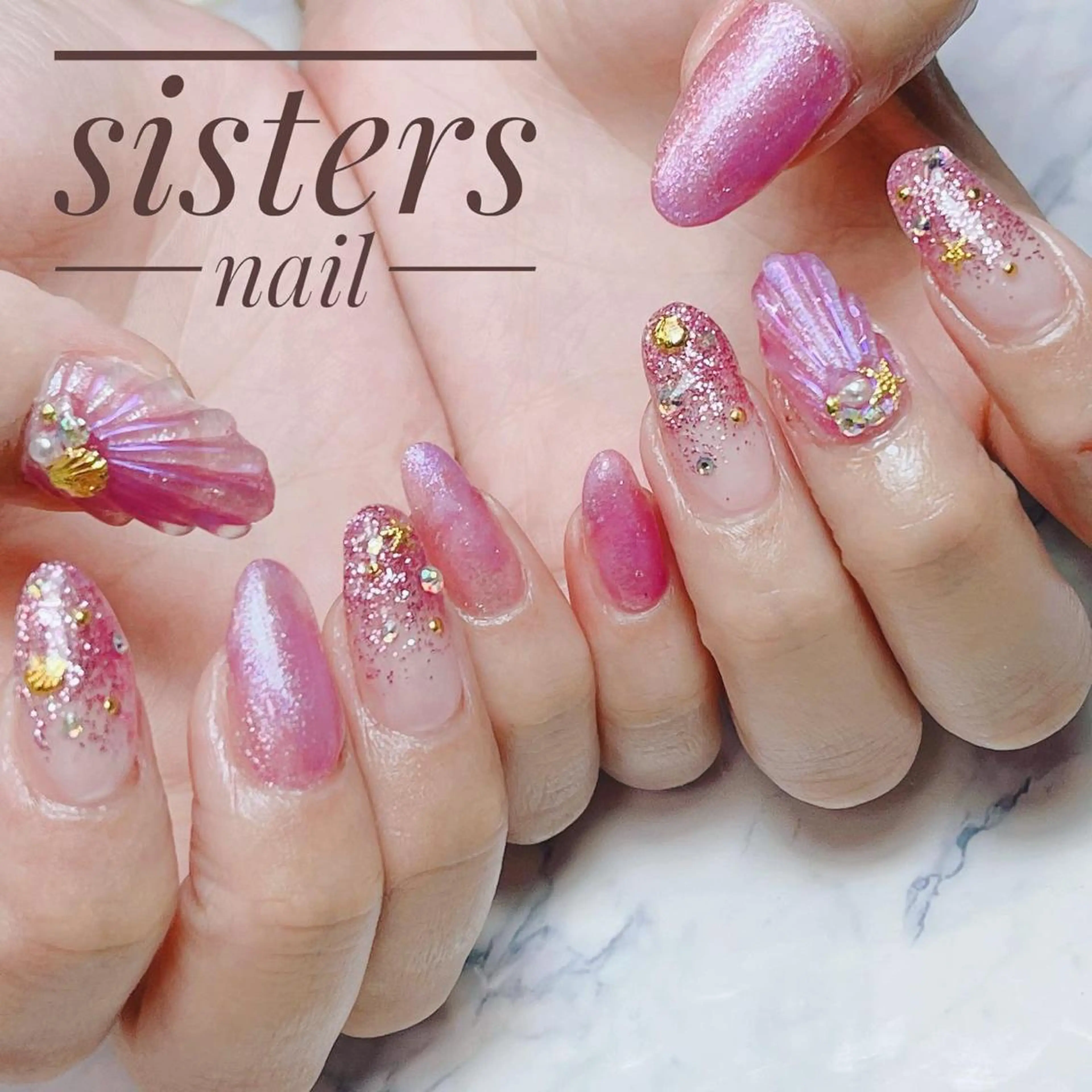 ネイル アートネイル キラキラネイル ニュアンスネイル オフィスネイル ピンク ハンドネイル ハンドケア sisters nail.fのネイルデザイン