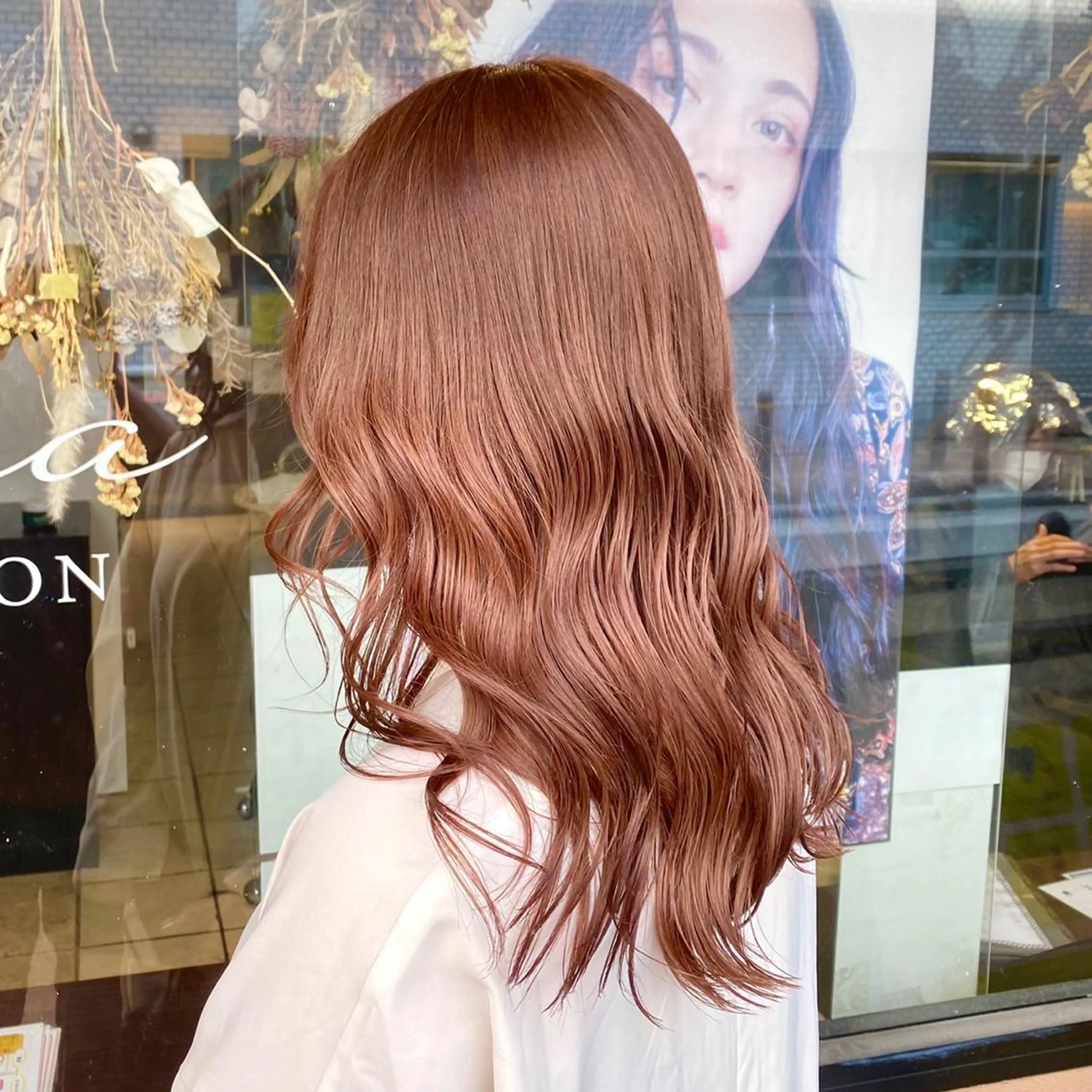 カラー オレンジ 黒田 菜結のヘアスタイル