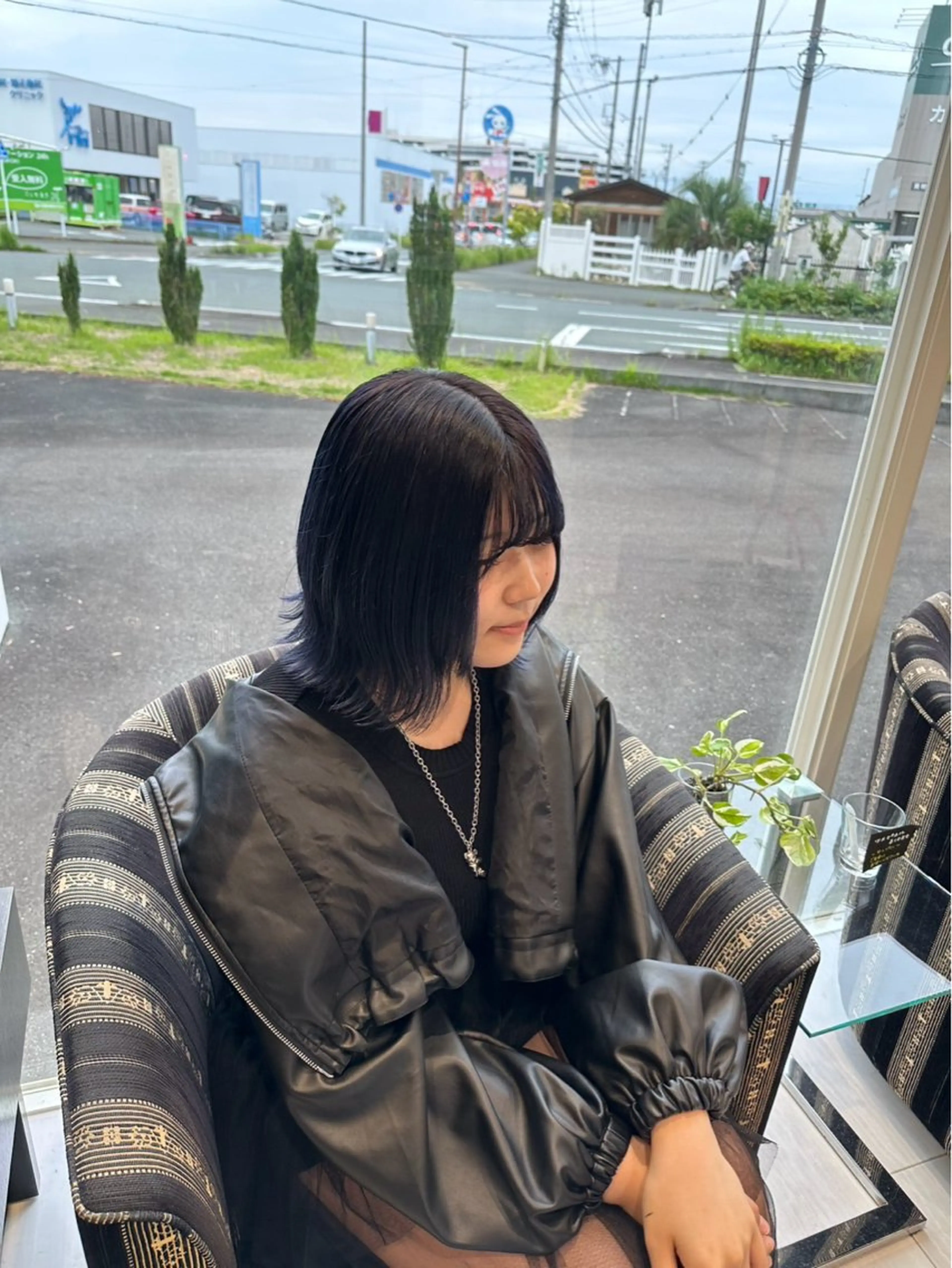 ミディアム ヘアカラー EARTH あいかのヘアスタイル