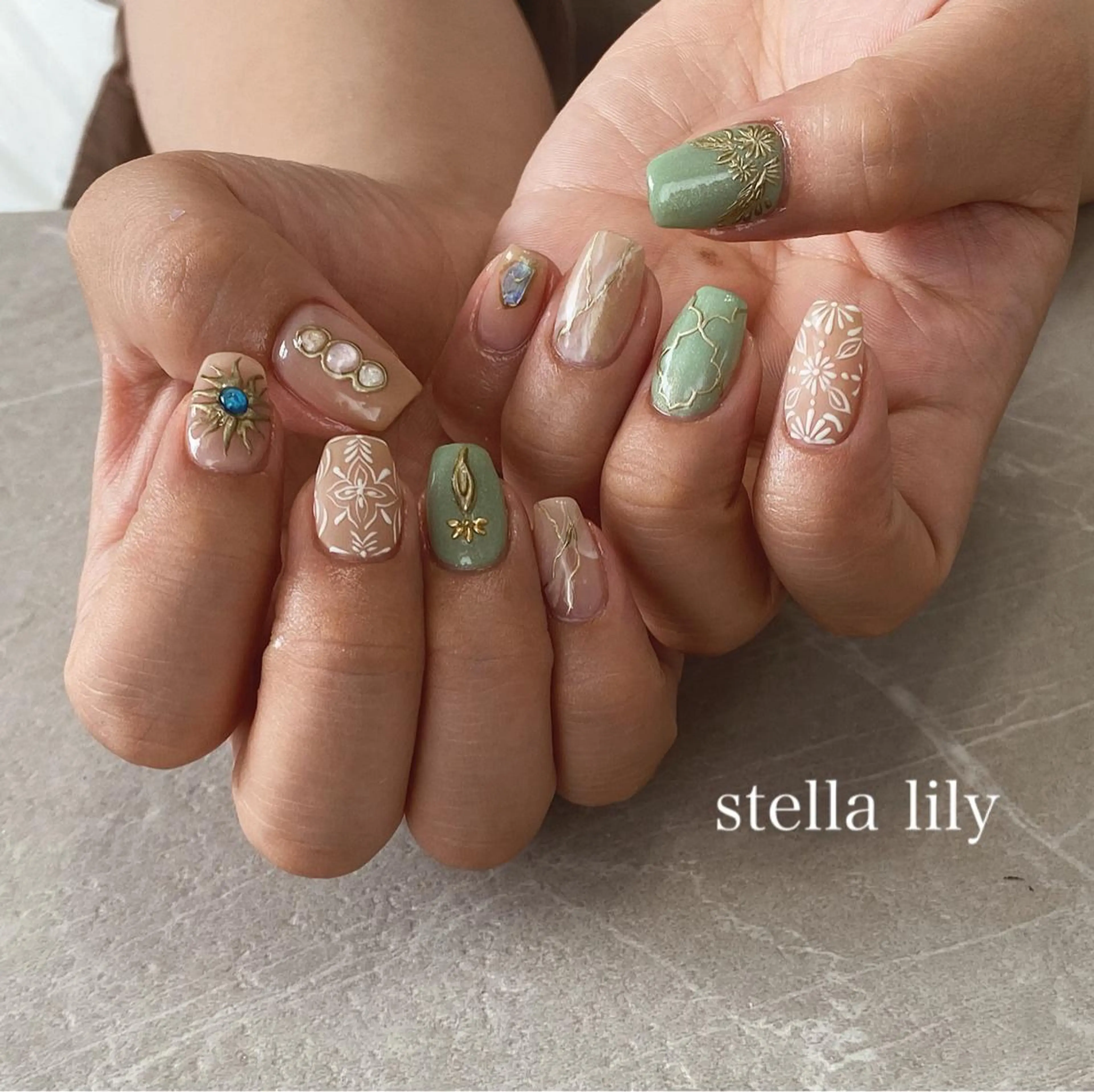 ネイル STELLA LILYのネイルデザイン