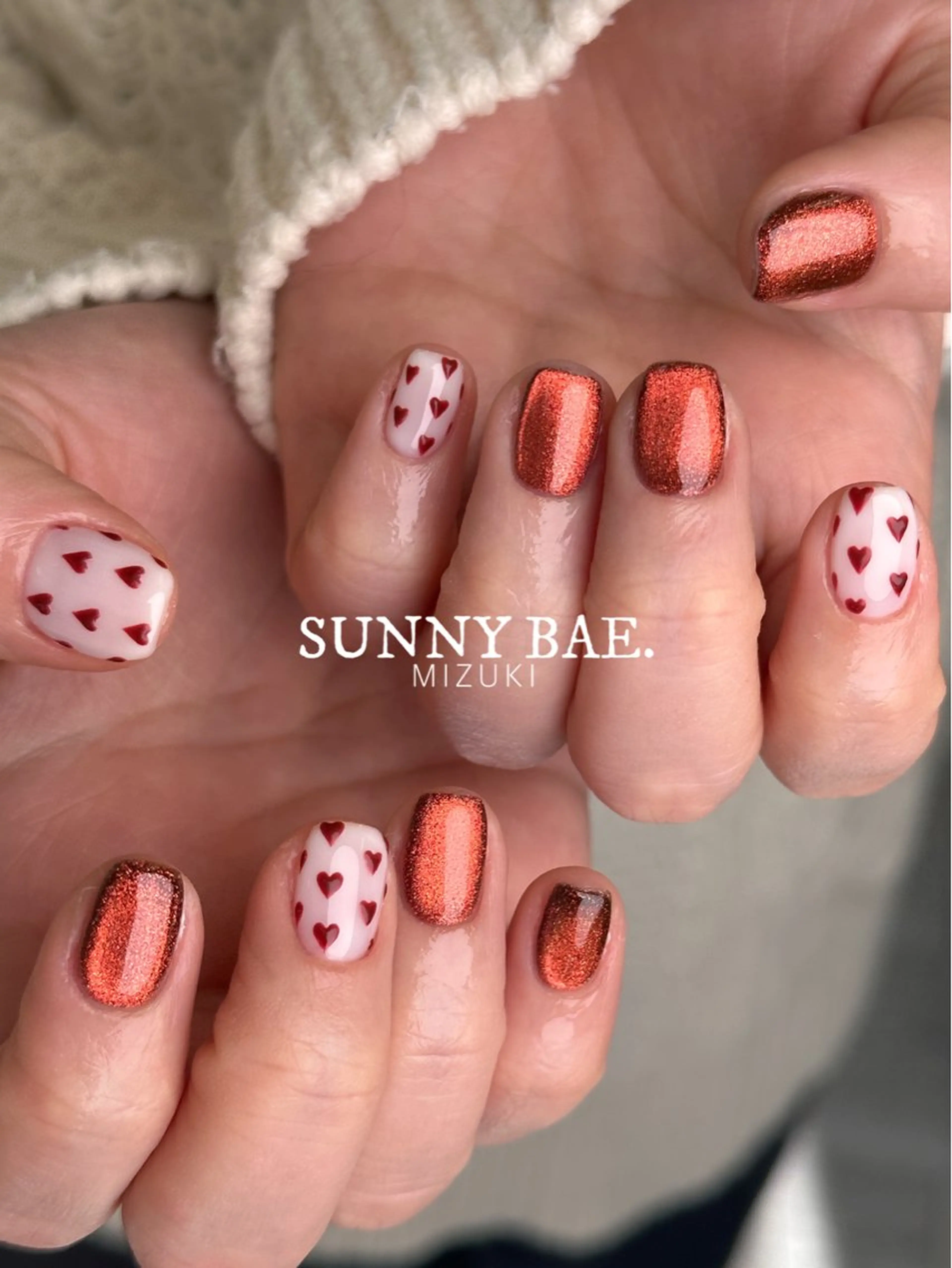 ネイル アートネイル ハート マグネットネイル ぷっくりネイル 赤色 ハンドネイル SUNNY BAE. 🌼MIZUKIのネイルデザイン