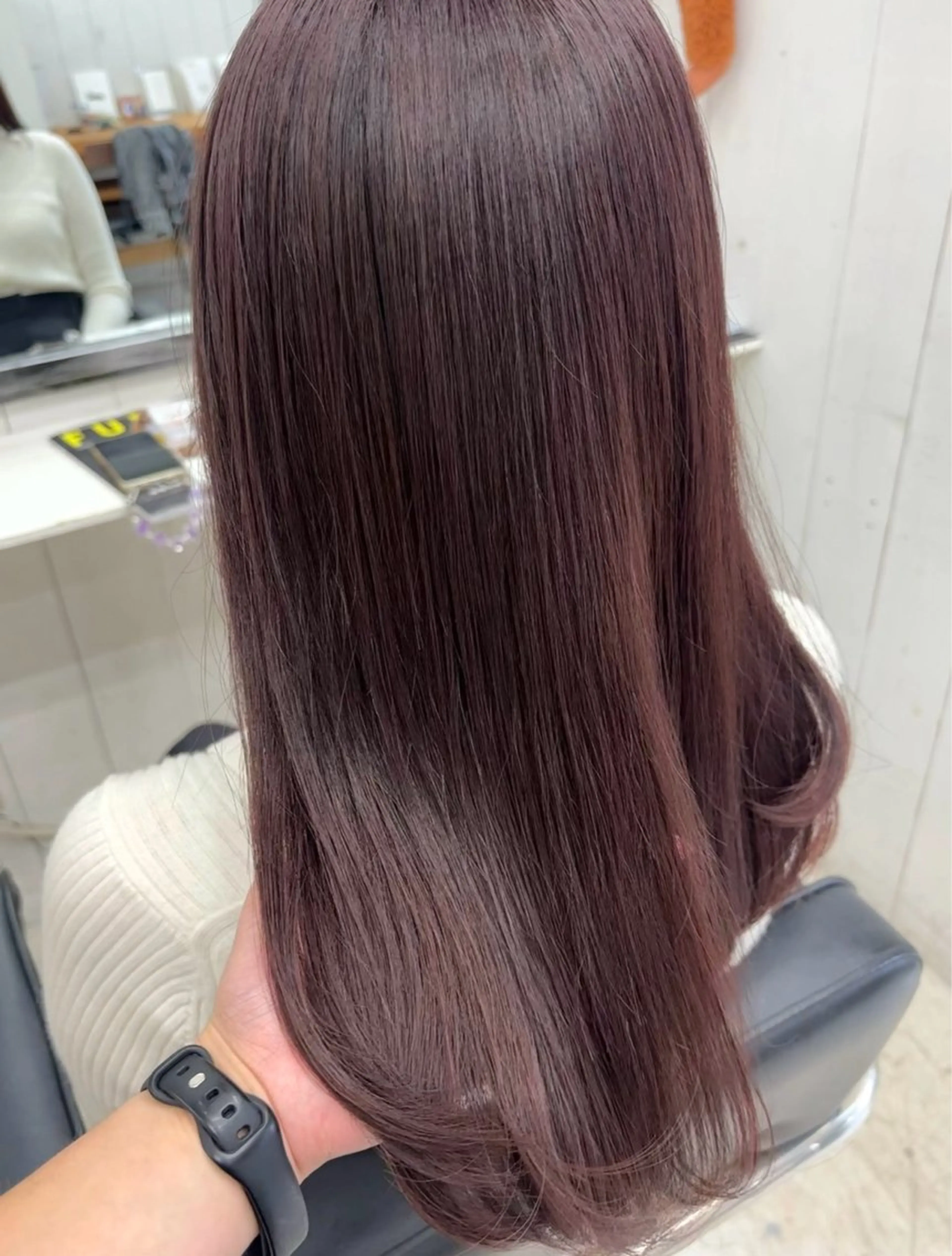 ロング カラー ブリーチ ブリーチなしカラー カット ヘアカラー トリートメント Ann. /レイヤーカットのヘアスタイル