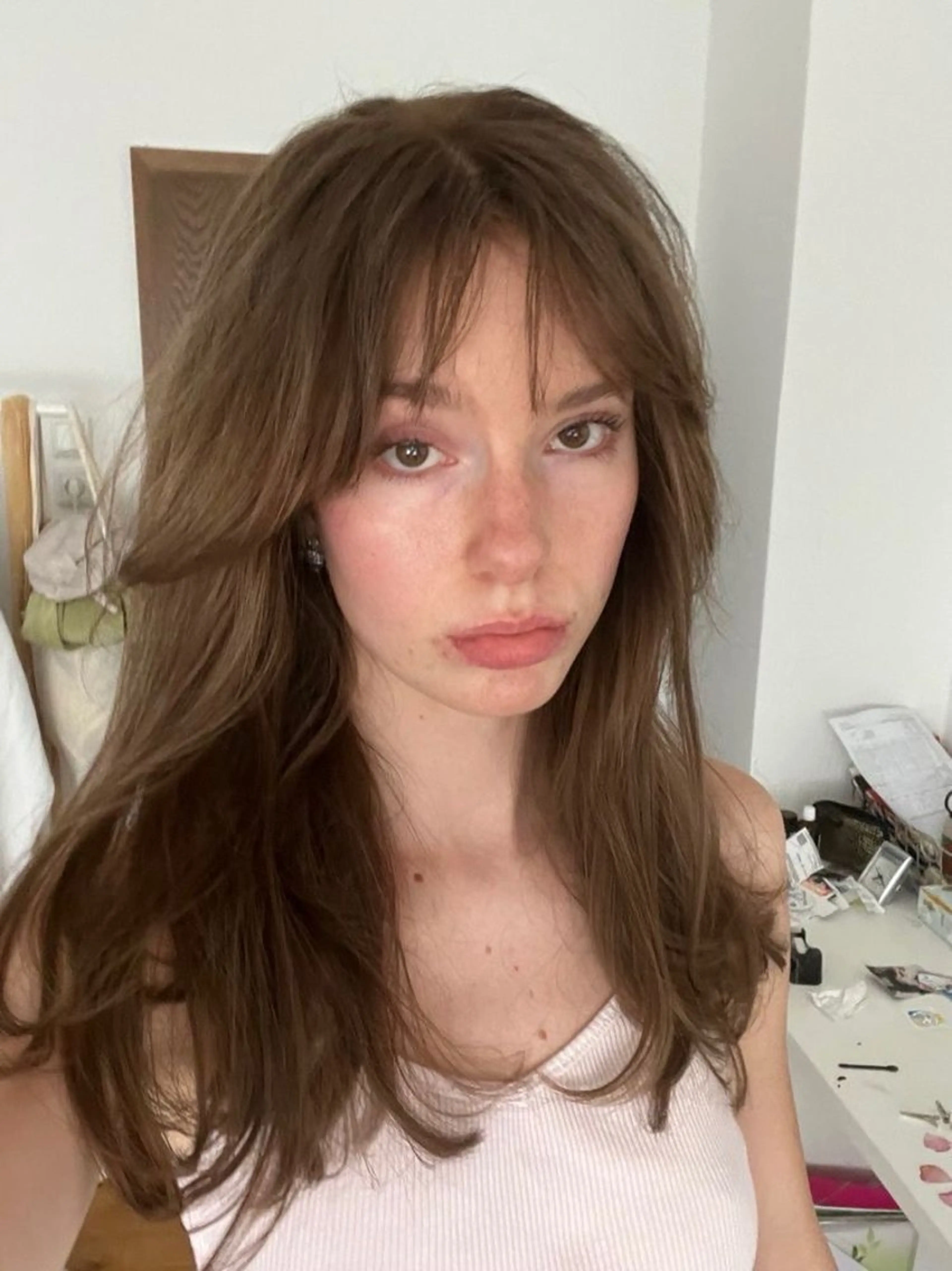 セミロング カラー ベージュカラー ブリーチ ヘアカラー ✴︎UNU ✴︎モエカのヘアスタイル