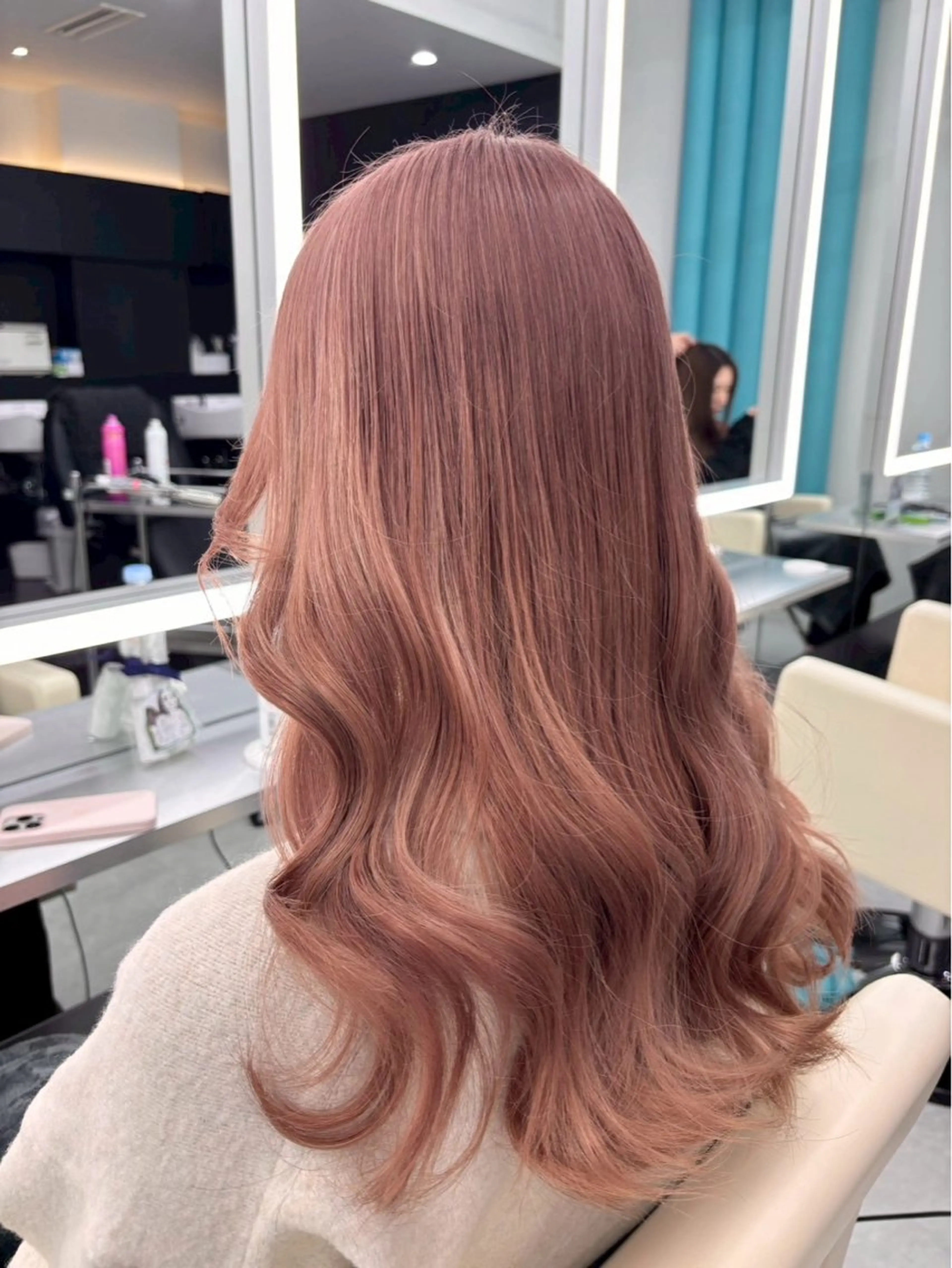 ロング カラー TACE 新宿所属・TACE TAKUMIのヘアスタイル
