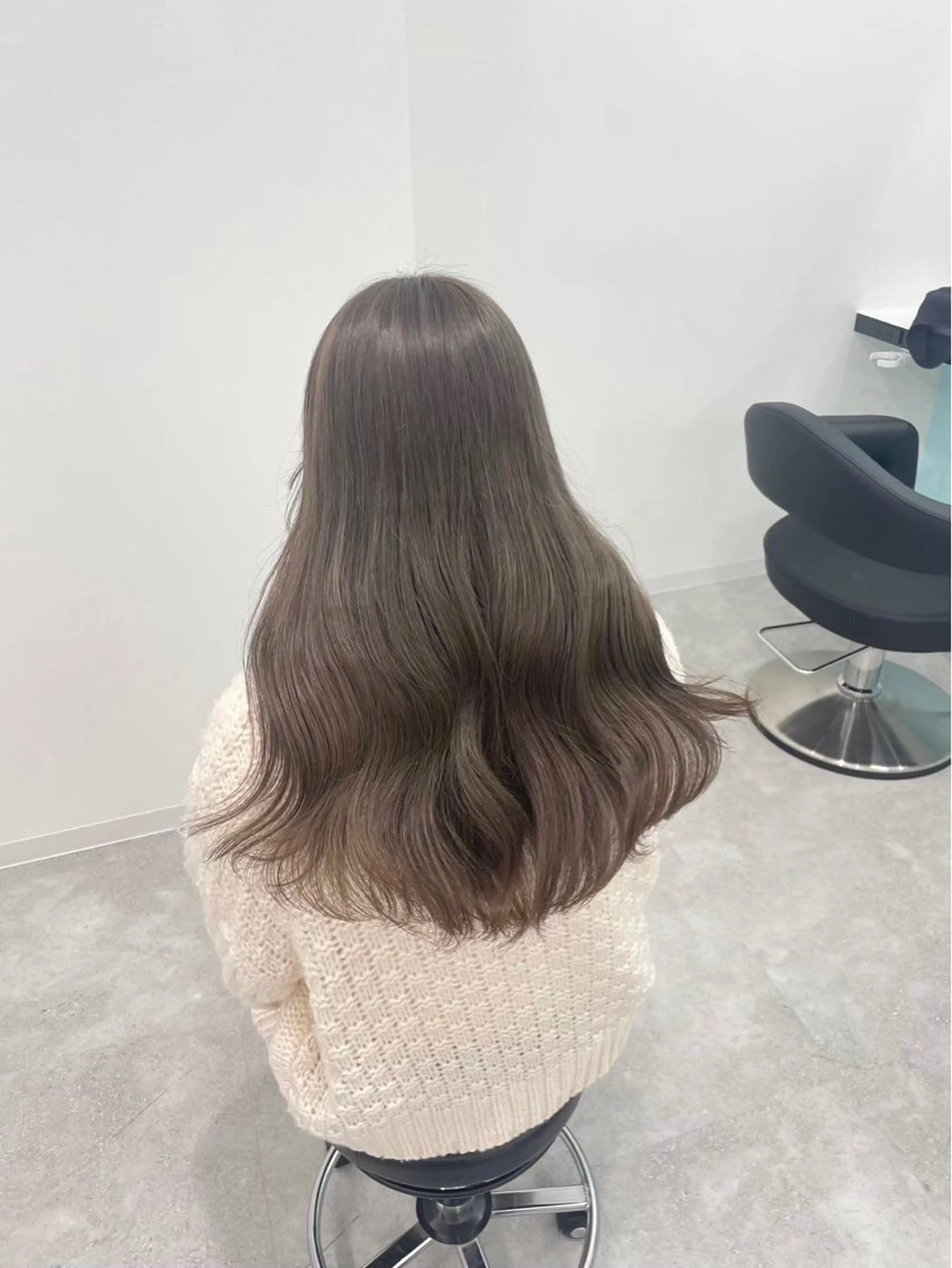 ロング ヘアカラー トリートメント ナチュラルベージュ 🧸yuuna🧋のヘアスタイル