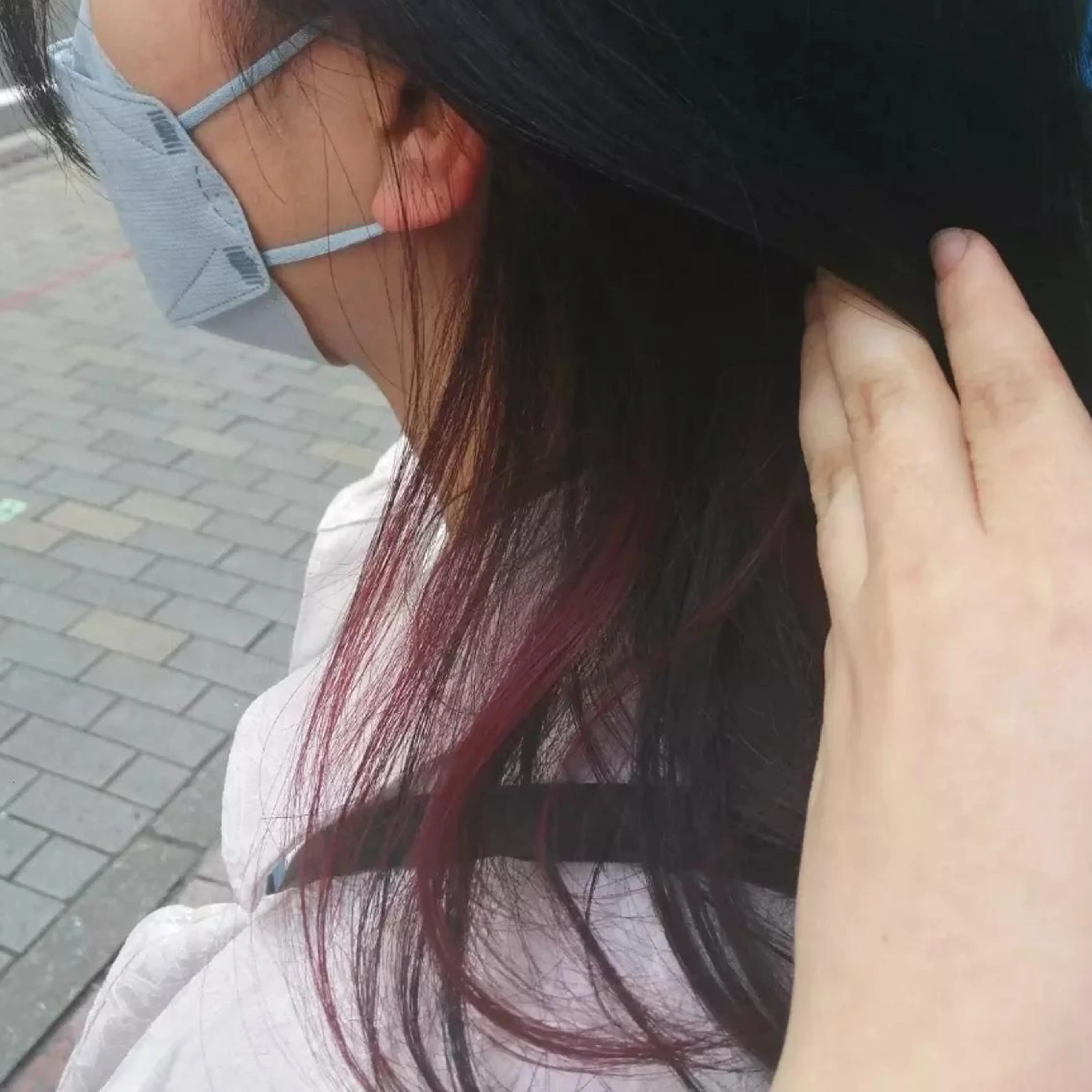 カラー セミロング イヤリングカラー 福永 ちひろのヘアスタイル