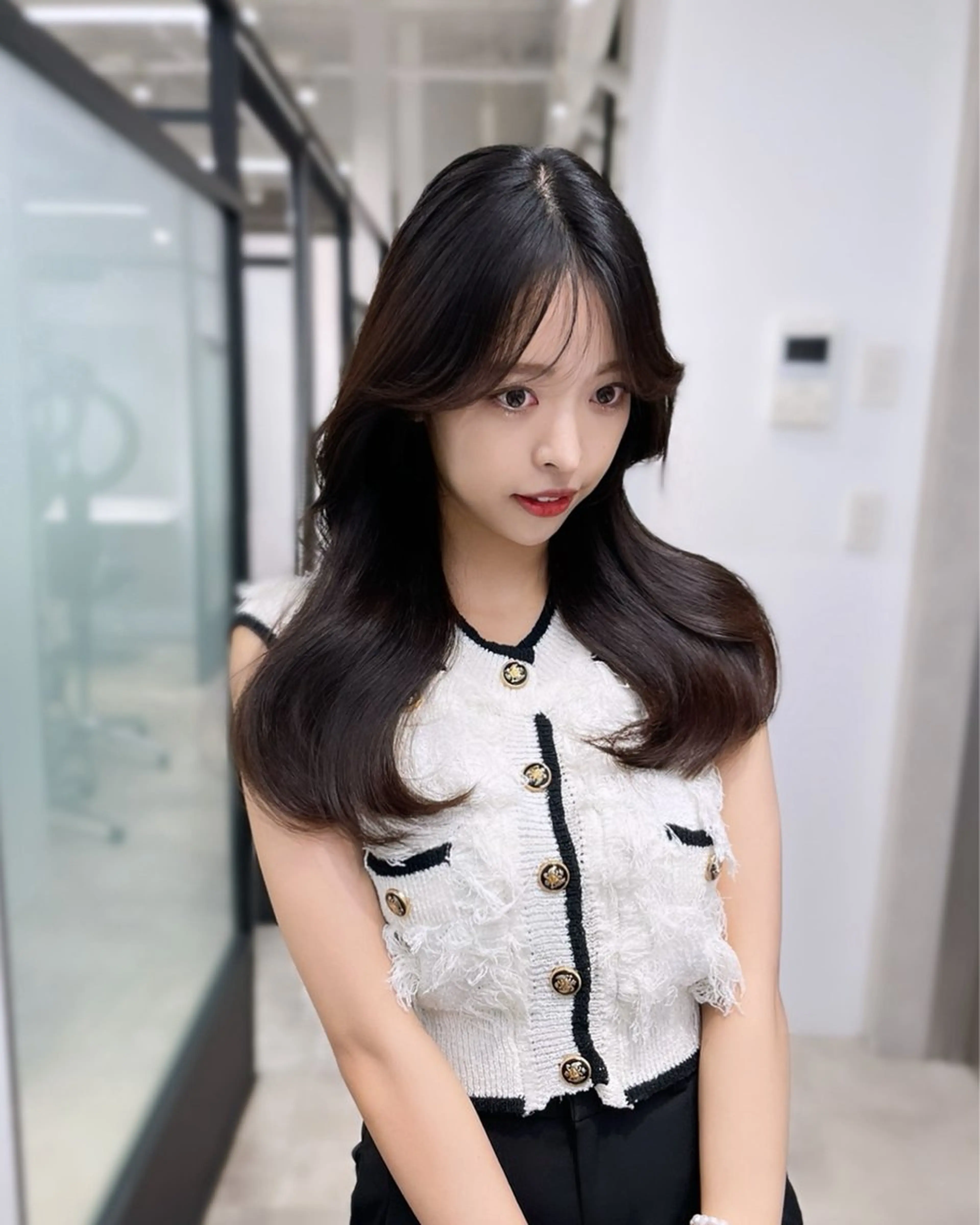 セミロング 韓国風ヘア レイヤーカット カット トリートメント 韓国レイヤーカット 髪質改善▫️水野有真のヘアスタイル