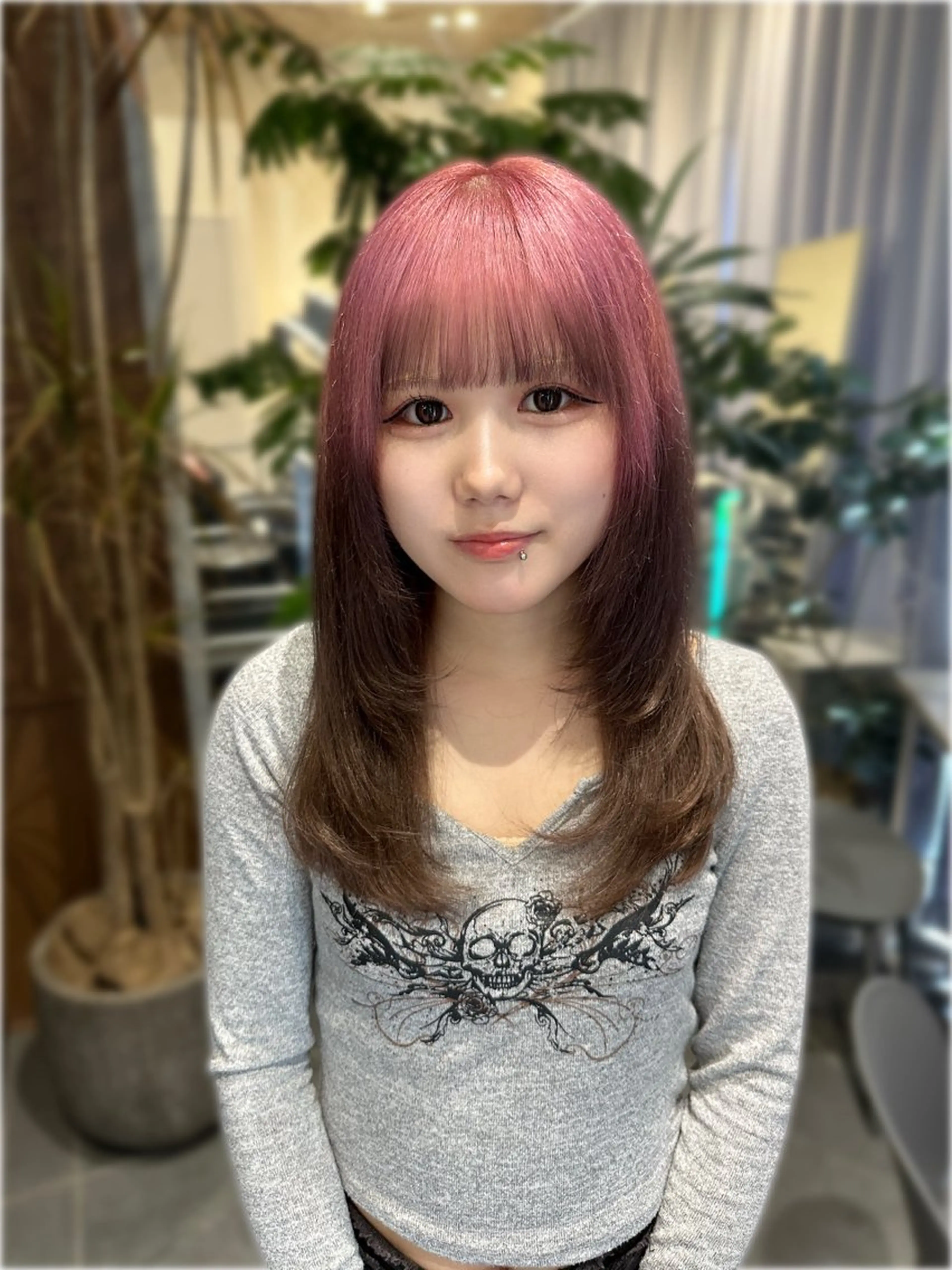 セミロング カラー デザインカラー ダブルカラー ヘアカラー トリートメント salowin原宿iori所属・💋ハイトーンデザイ ンヘア💋A'nyuのヘアスタイル
