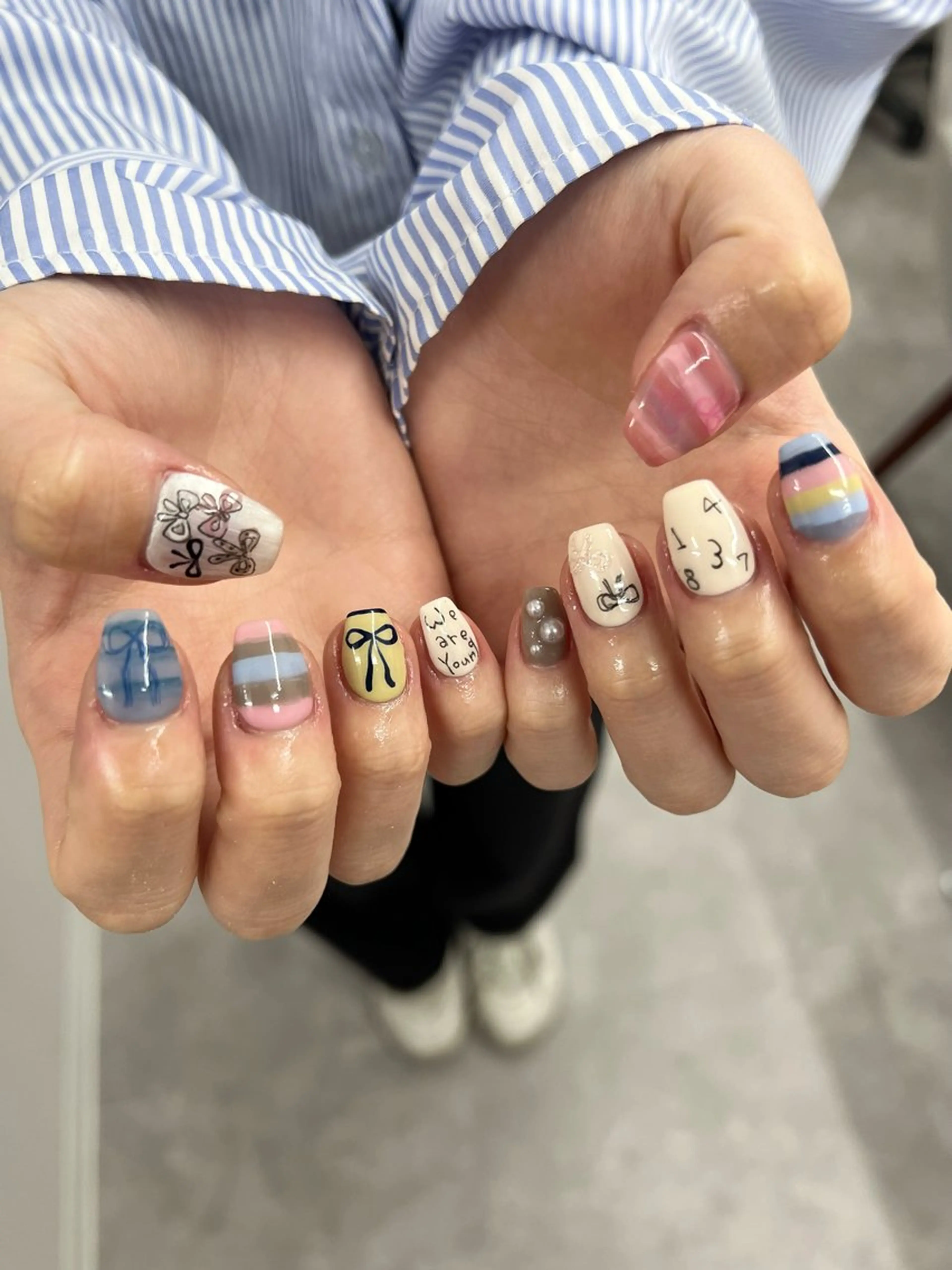 ネイル ジェルネイル マグネットネイル ニュアンスネイル パラジェル リボン ハンドネイル ハンドケア Bana_ Nailのネイルデザイン