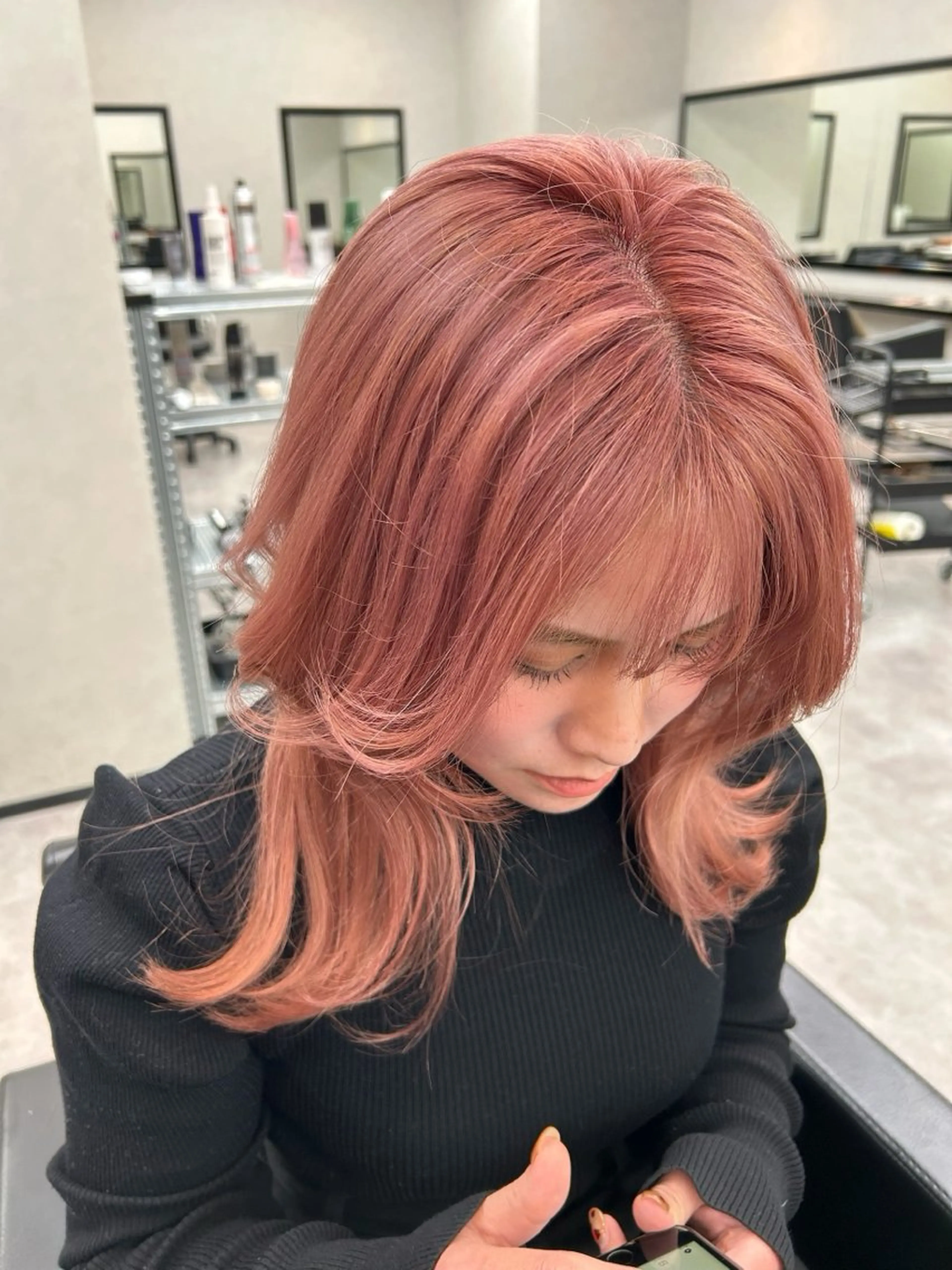 ロング カラー ベージュカラー ピンクカラー ピンクベージュ 韓国風ヘア レイヤーカット カット ヘアカラー ナカジマ ナナのヘアスタイル