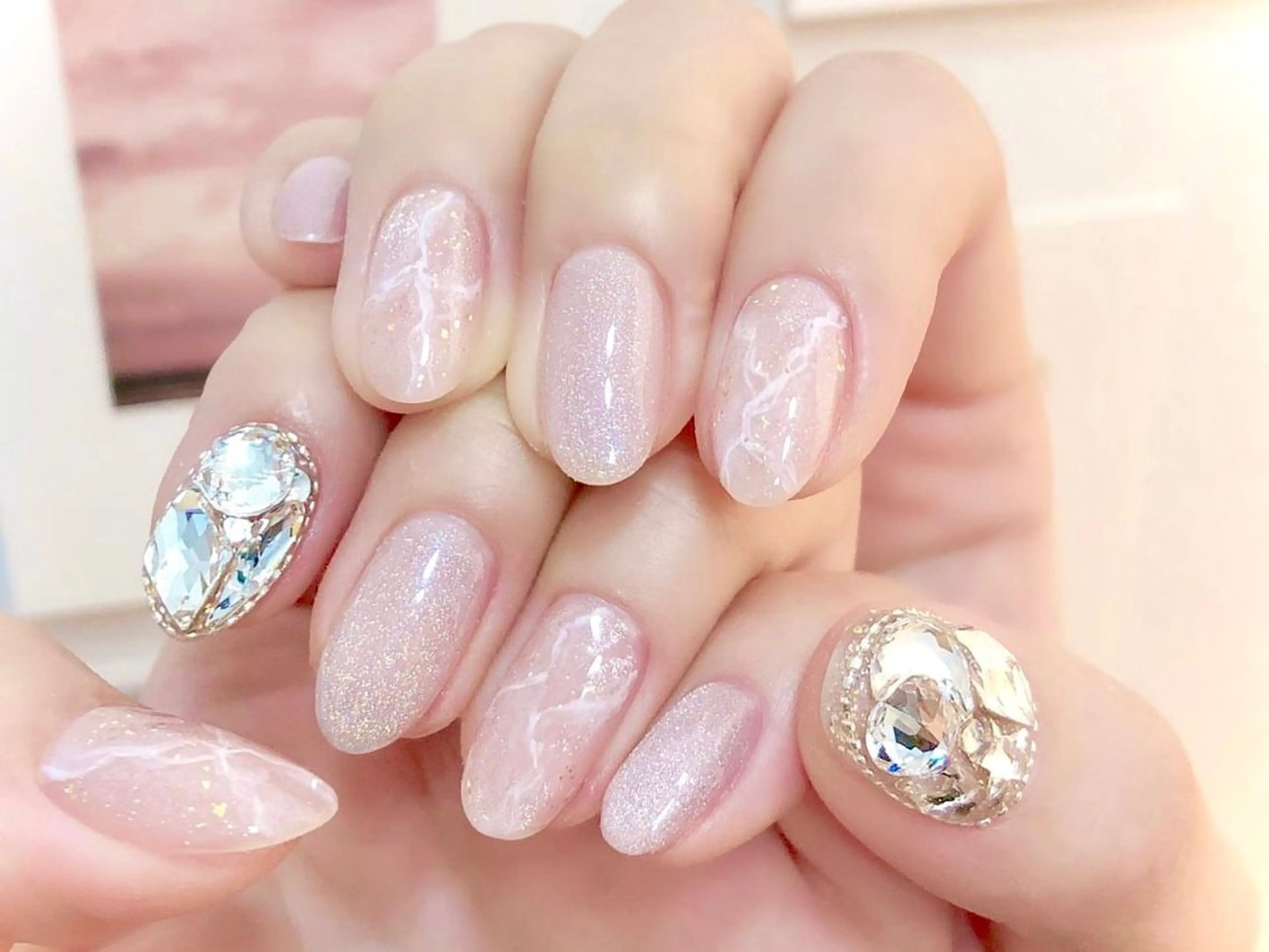 ネイル Vogusty's Nail 鶴見店のネイルデザイン