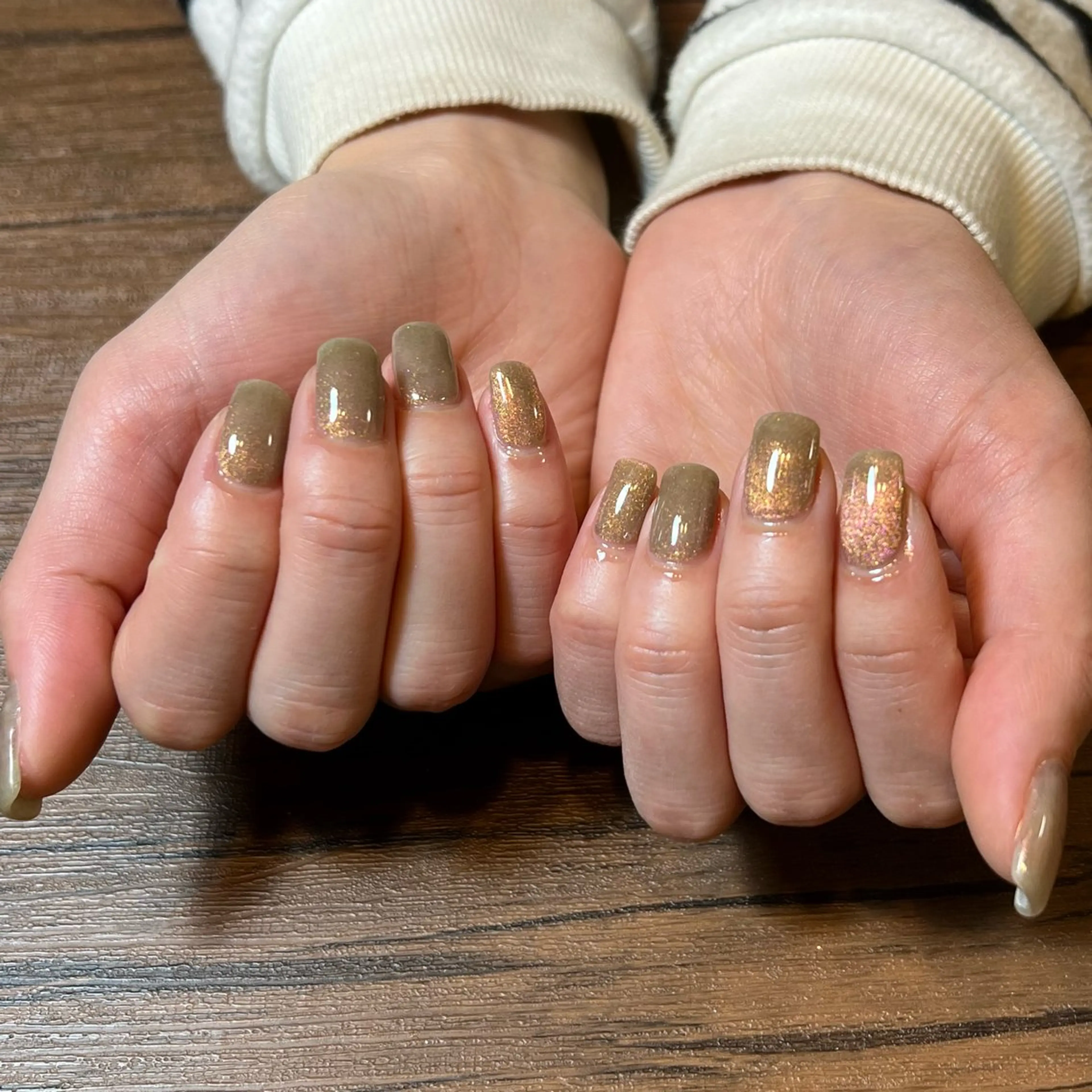 ネイル ハンドネイル HENRIETTA NAILSALONのネイルデザイン