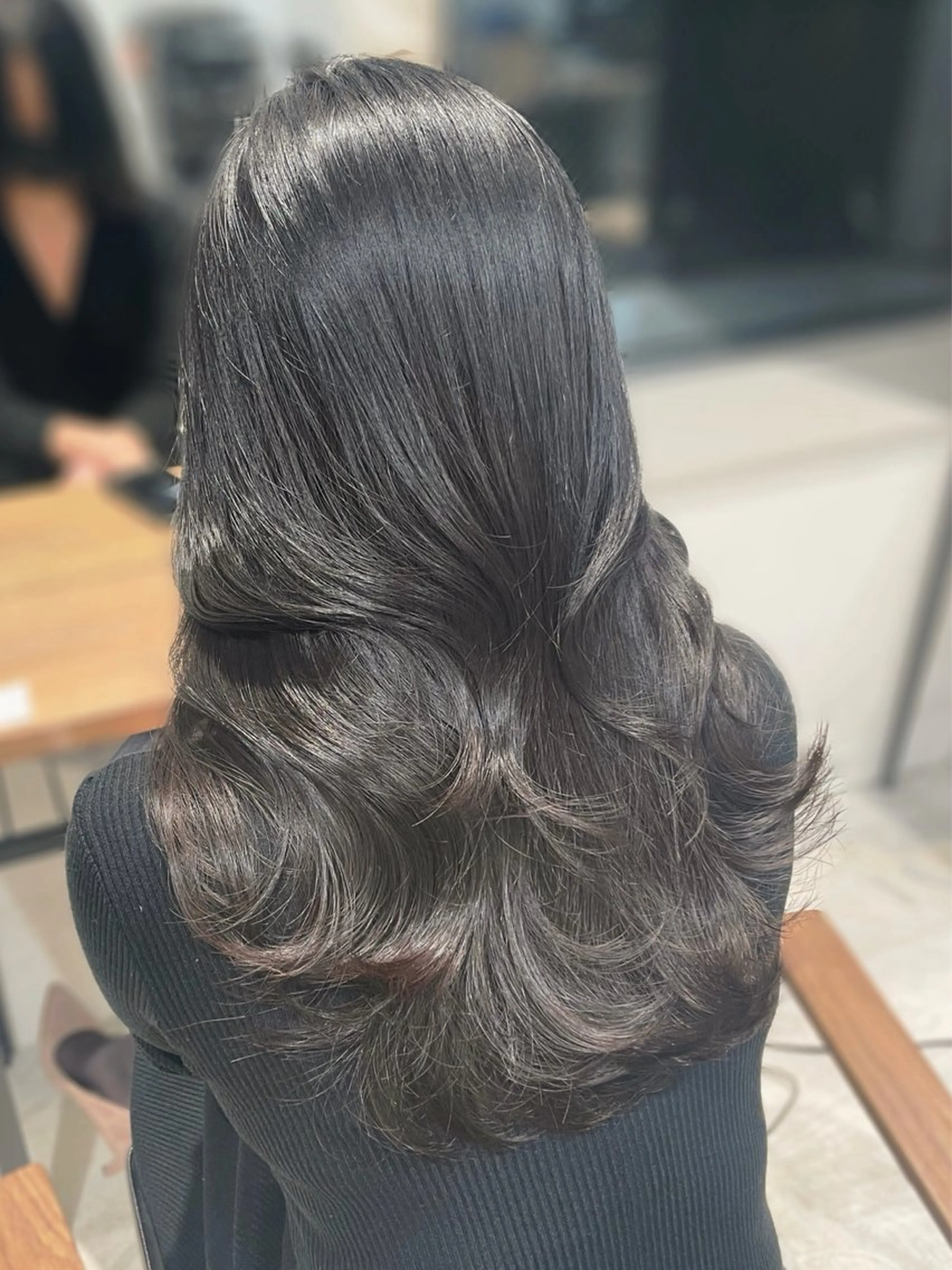 ミディアム カラー パーマ ヘアアレンジ ヘアカラー IVY表参道所属・ヘアメイク小野リエ 韓国ハーフ🦊のヘアスタイル