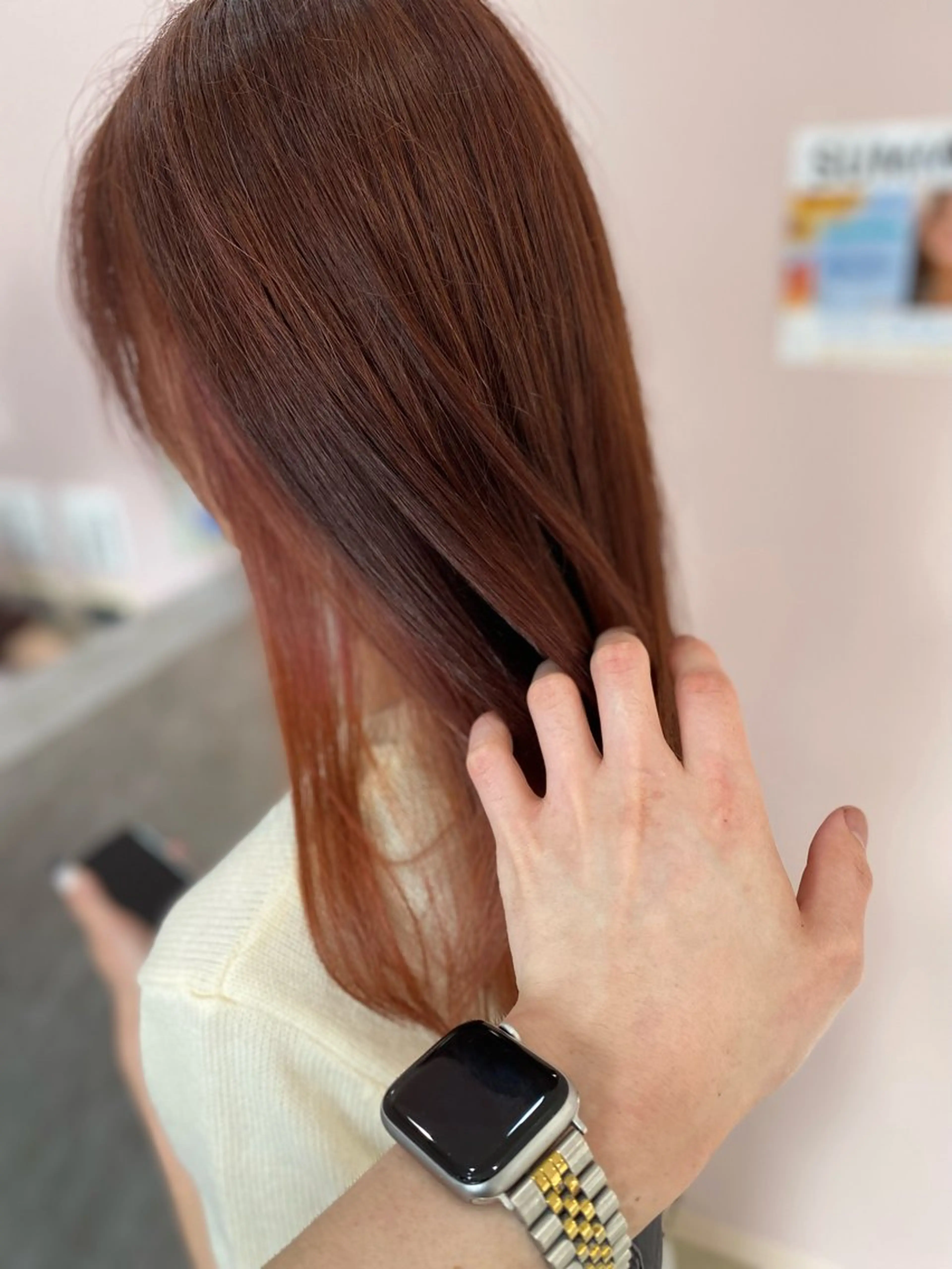 ロング カラー 殿北 茉奈のヘアスタイル
