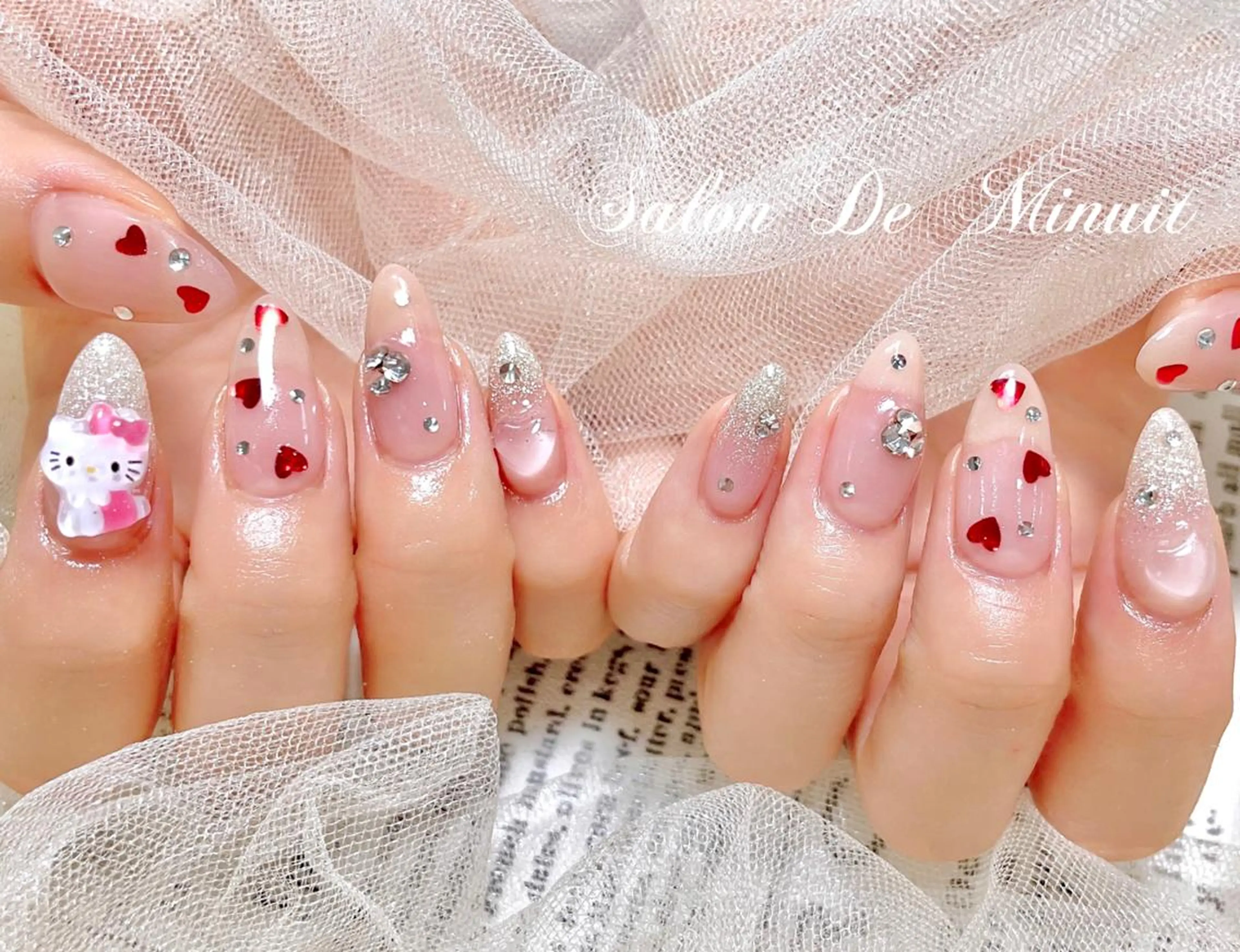 ネイル Salon de Minuit🦩のネイルデザイン