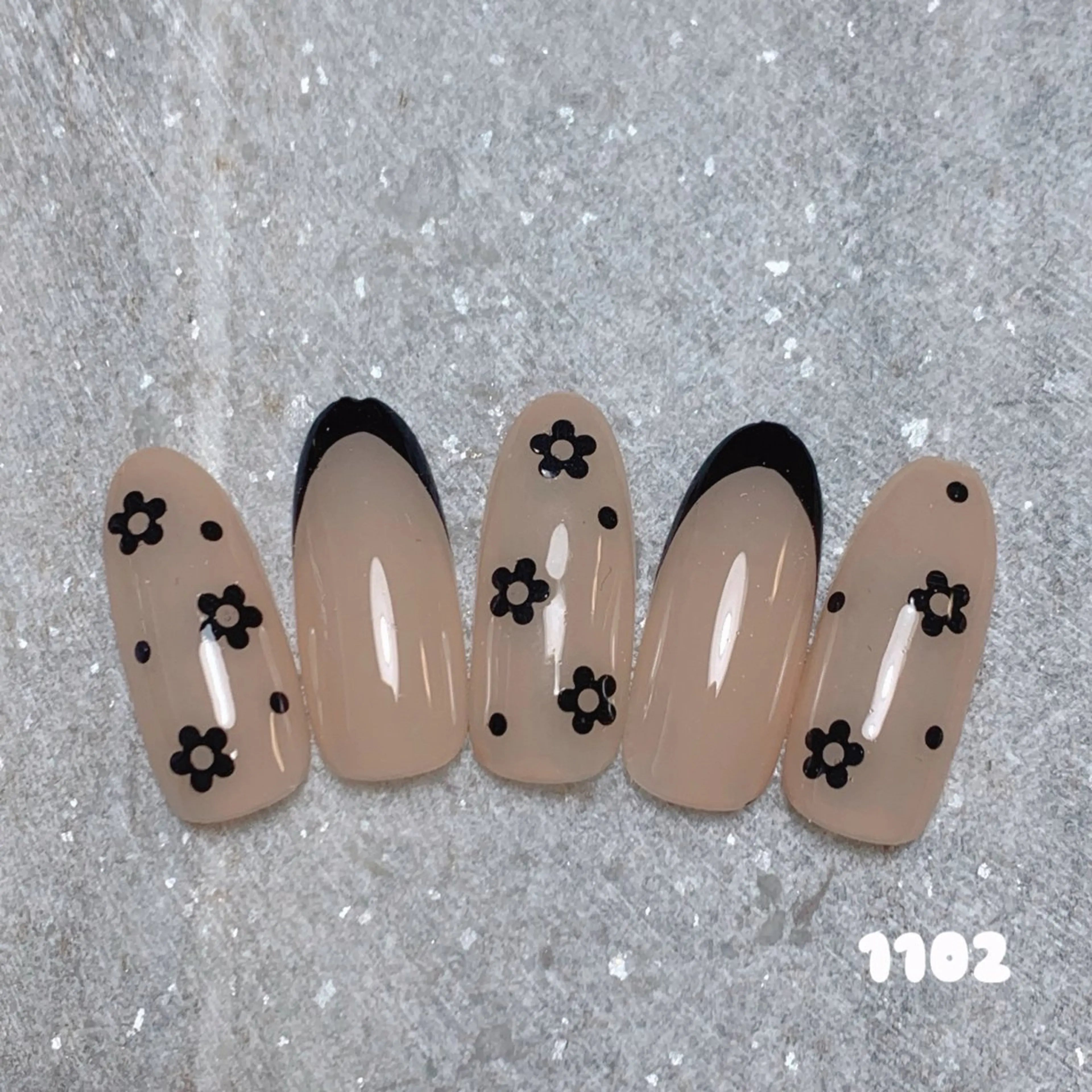 ネイル ハンドネイル nail salon 1102のネイルデザイン
