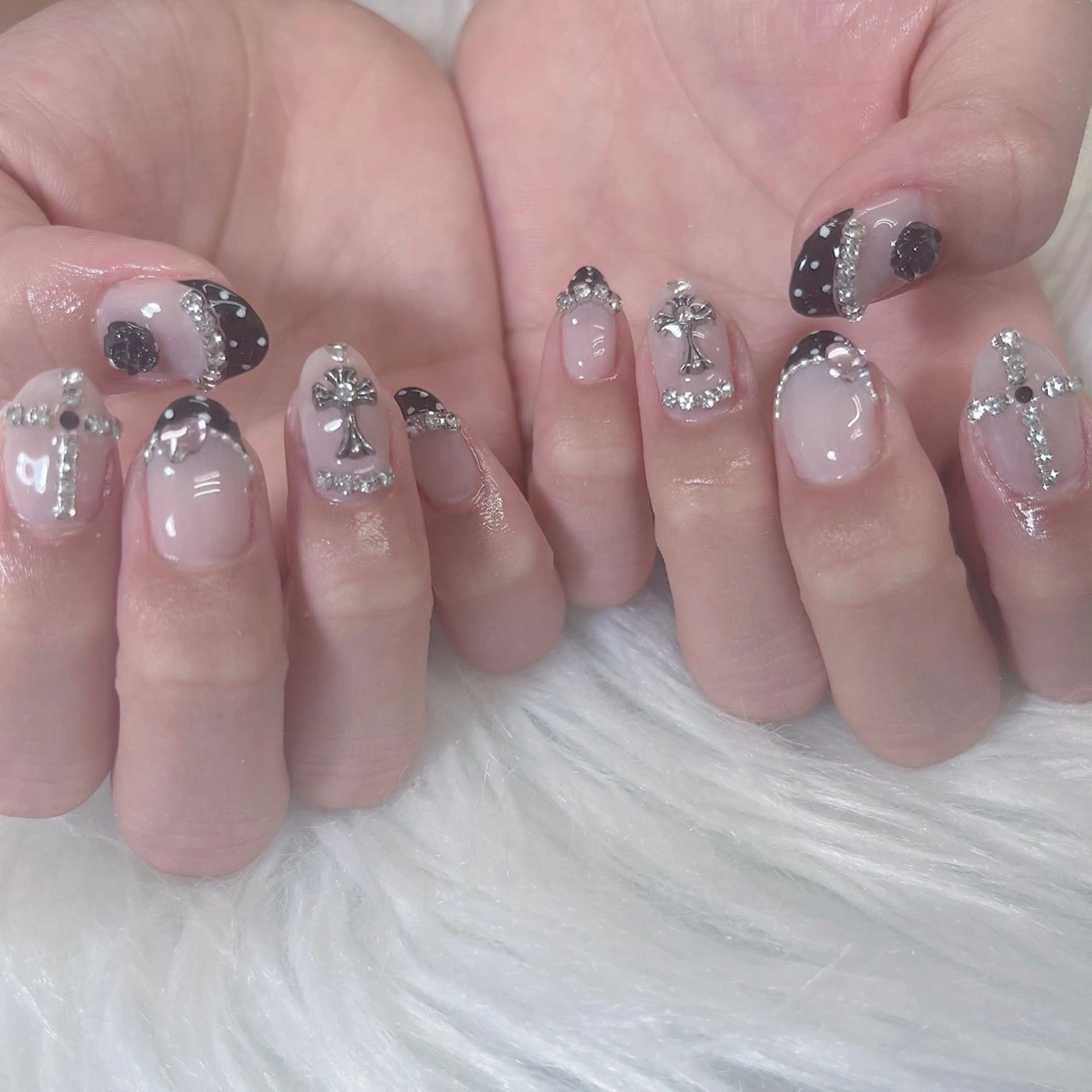 ネイル ハンドネイル Maya 🧊🫧‪のネイルデザイン